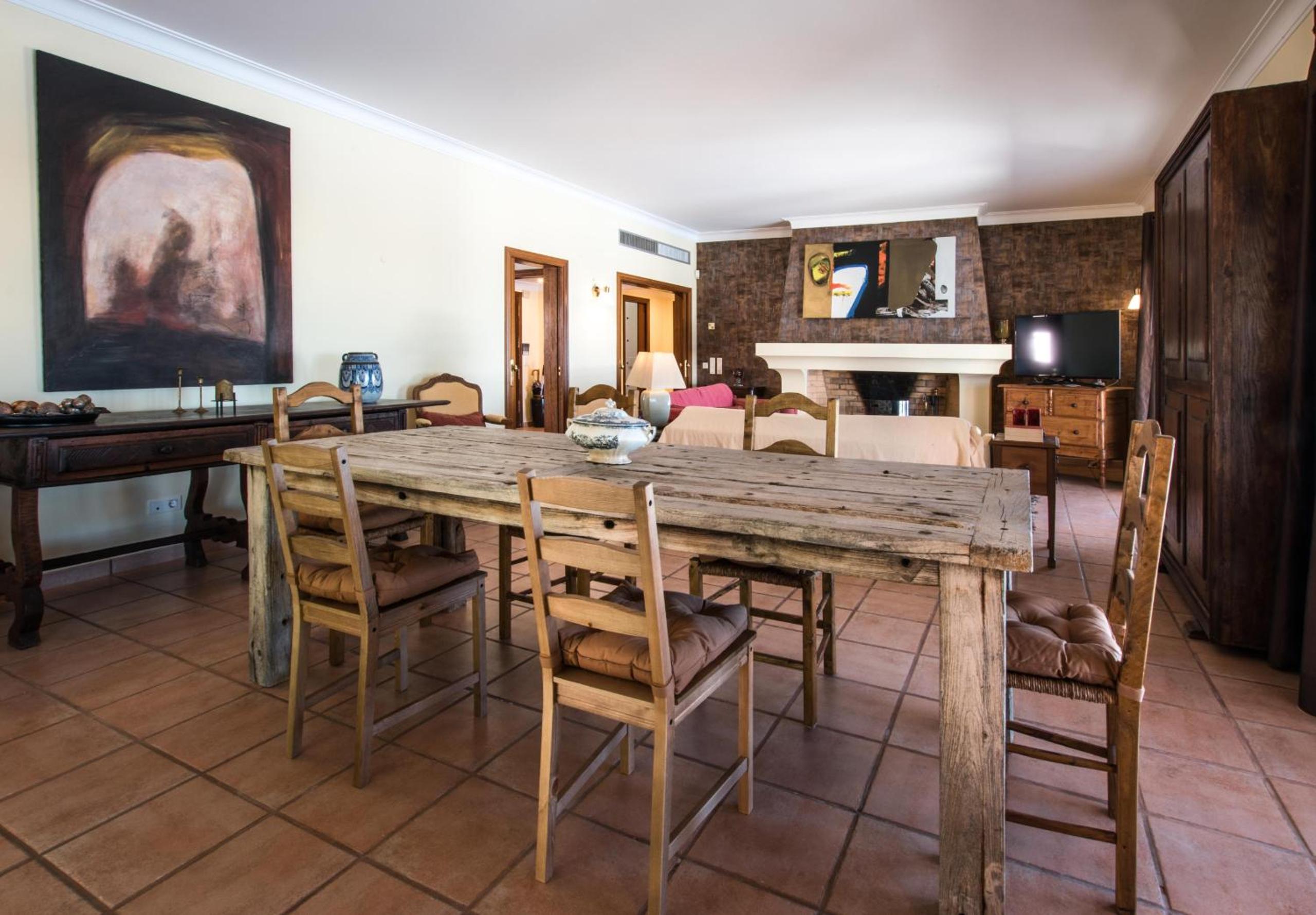 Villa Monte dos Agostos by Boaz Rentals