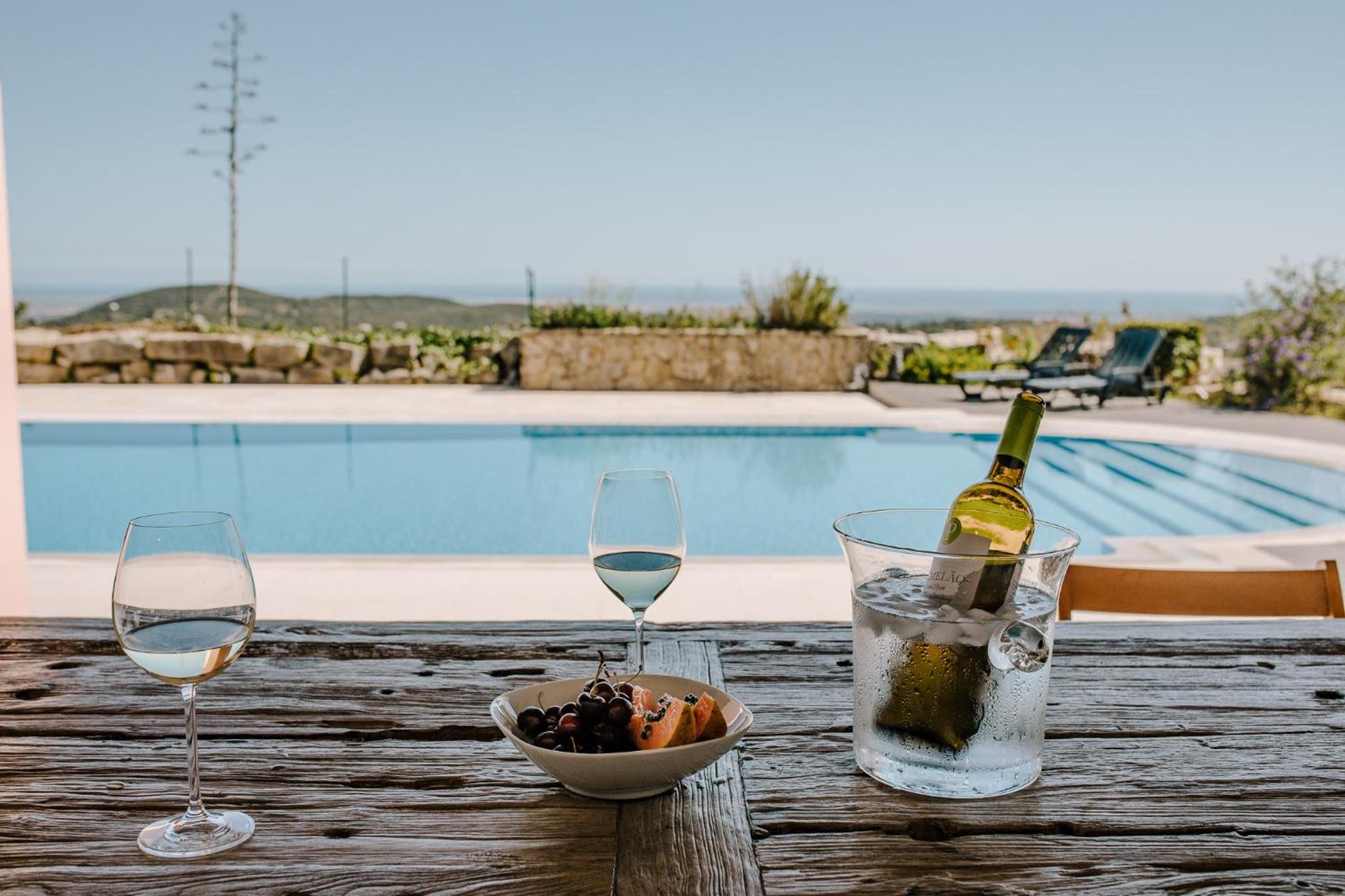 Villa Monte dos Agostos by Boaz Rentals