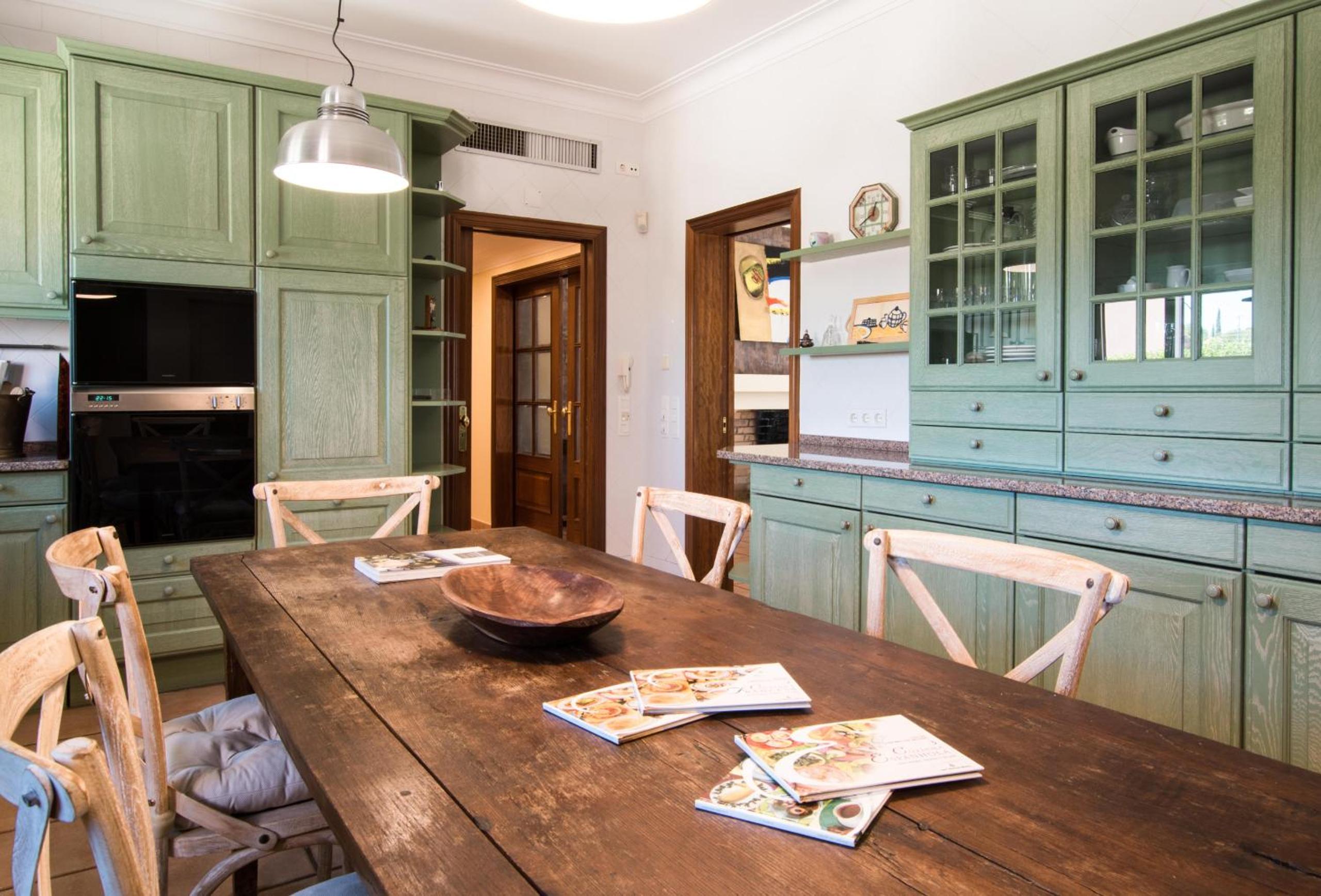 Villa Monte dos Agostos by Boaz Rentals