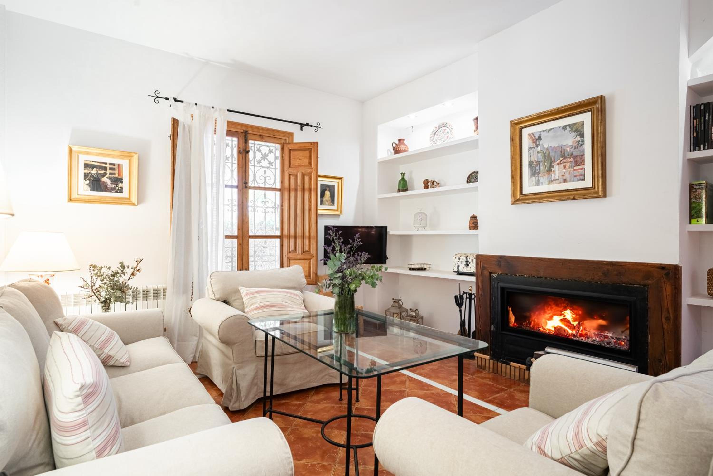 Casa rural Buenos Días con chimenea, calefacción y barbacoa