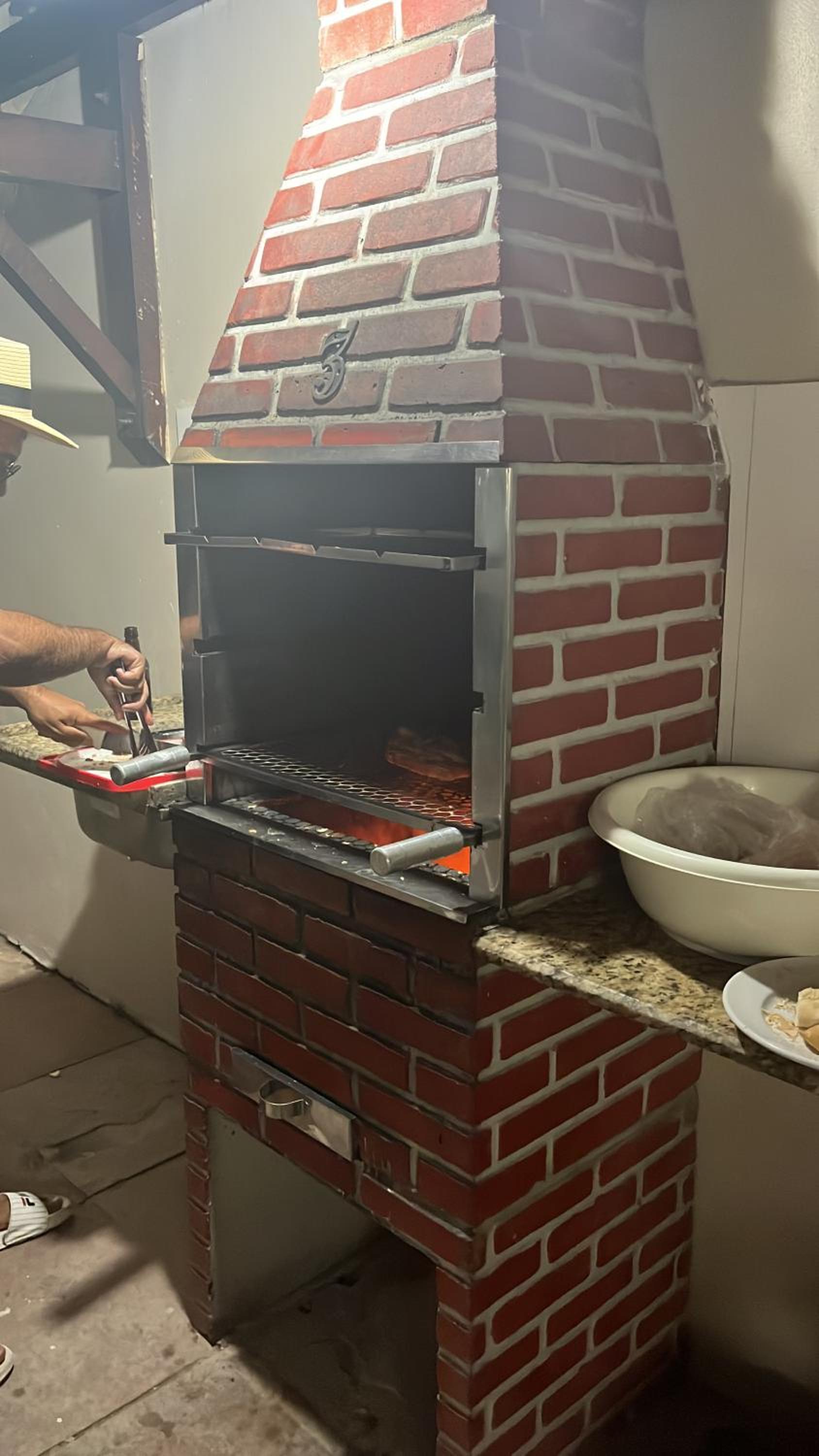 Apt de luxo 3 suítes rede Tonziro Taperapuan