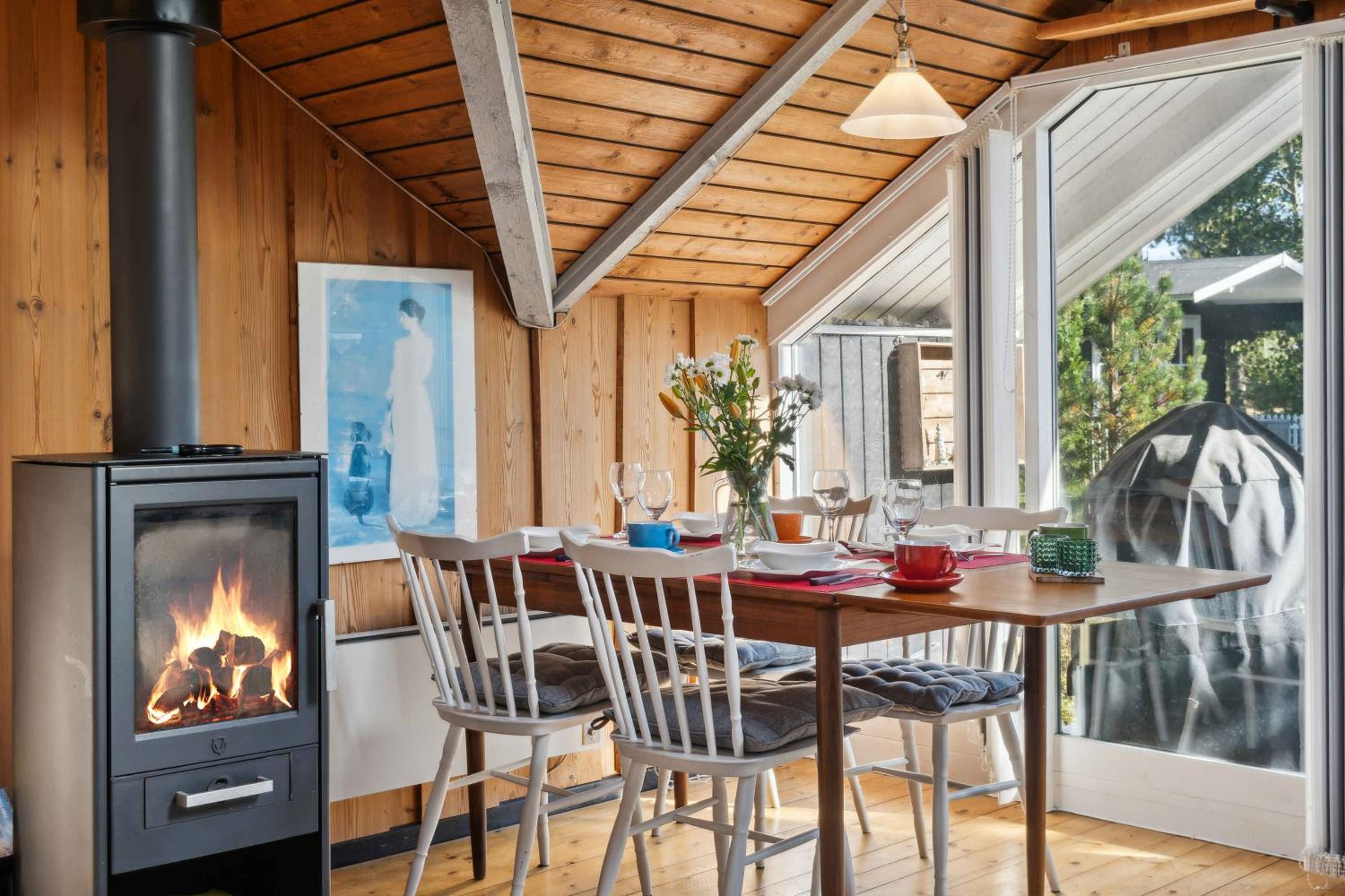 Charmerende Sommerhus Tæt På Naturen Og Vandet