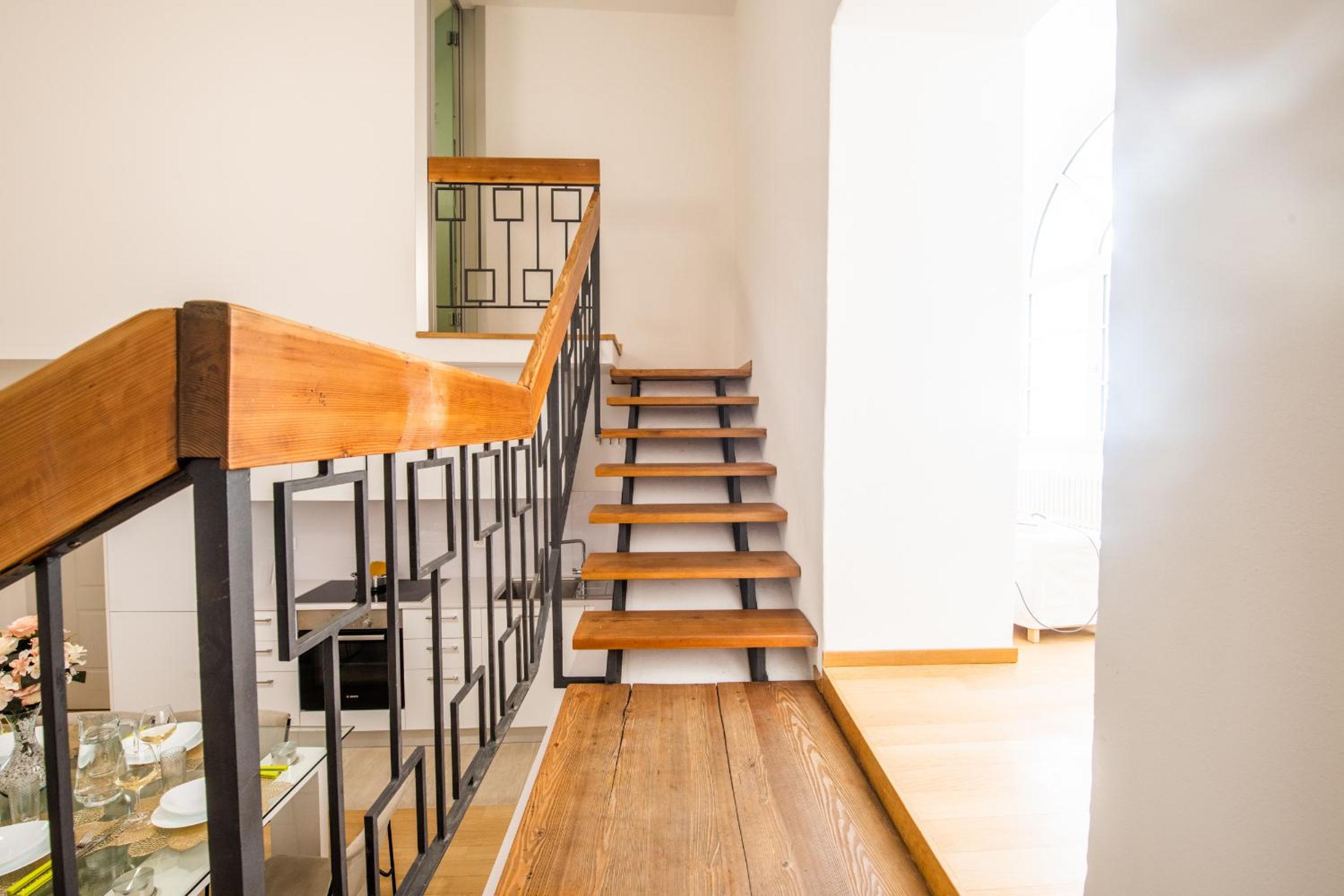 Easylife Swiss - Luxurious Garden Retreat in Castel Grande, Pergola & Historic Charm x6