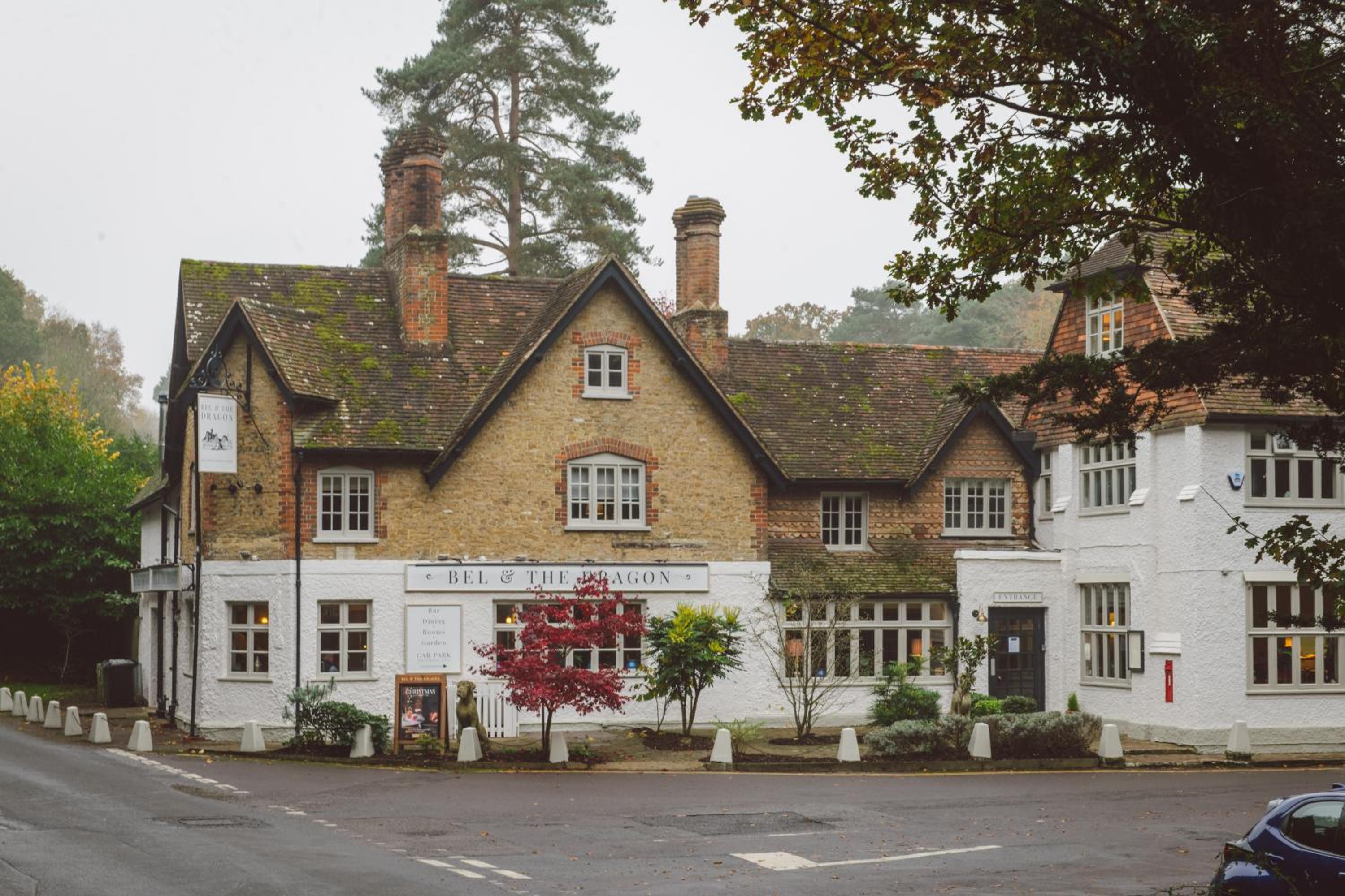 Farnham Vacations - Bel And The Dragon-Churt - Property Image 20