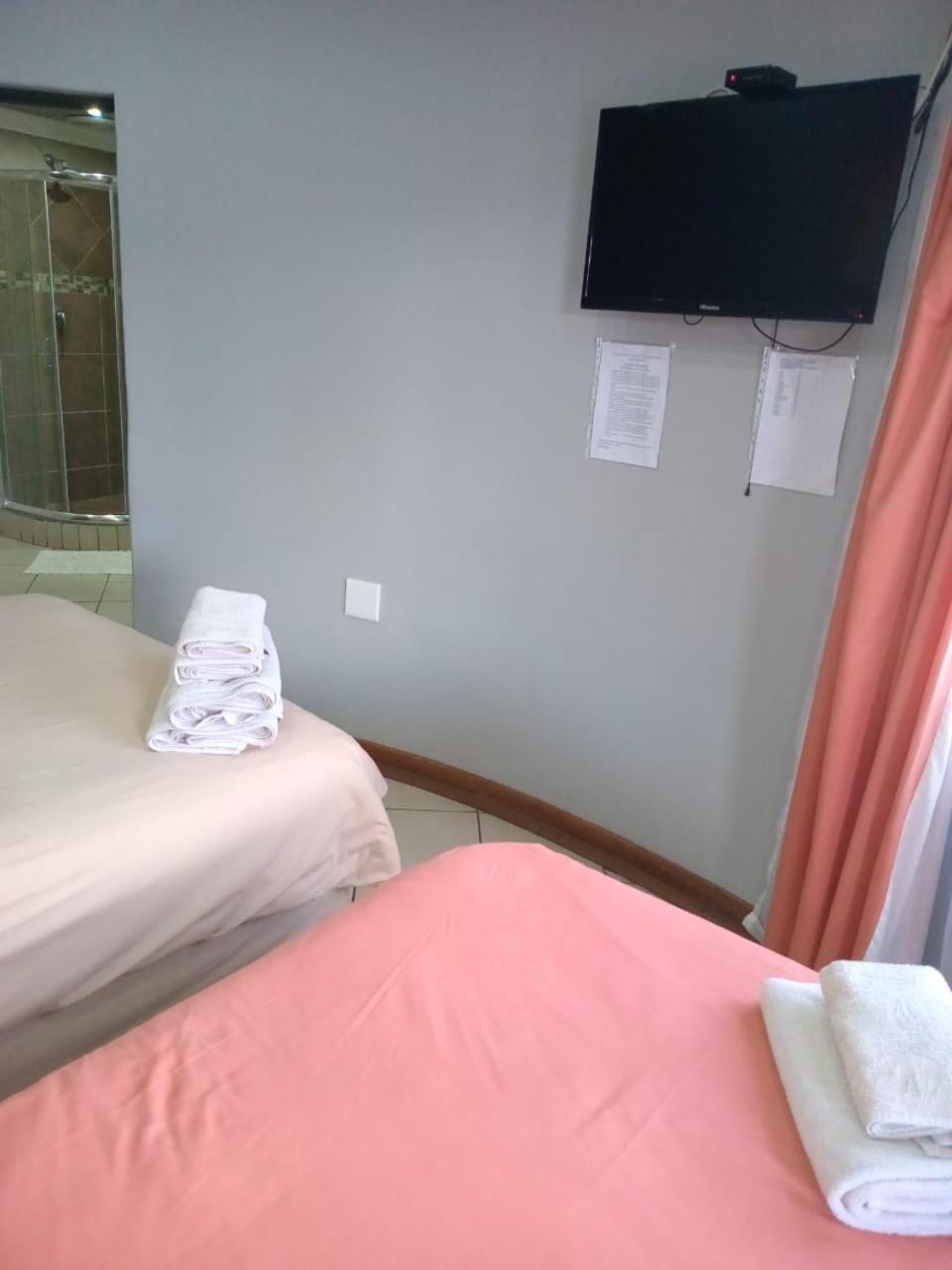 Grand Central Guesthouse, photo 34