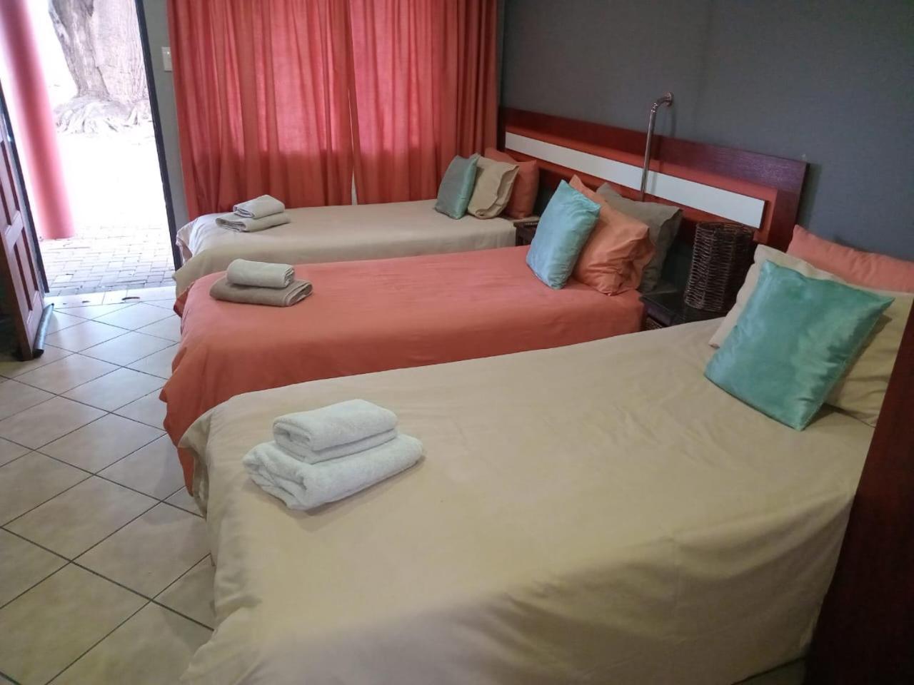 Grand Central Guesthouse, photo 55