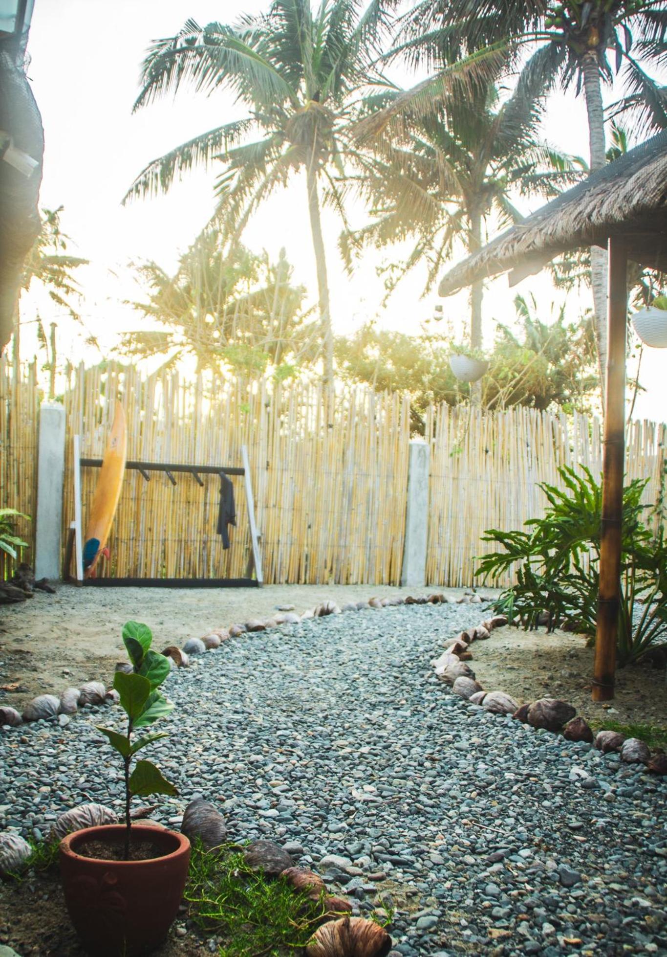 Duon Baler - Seconds from Sabang beach, your peaceful escape