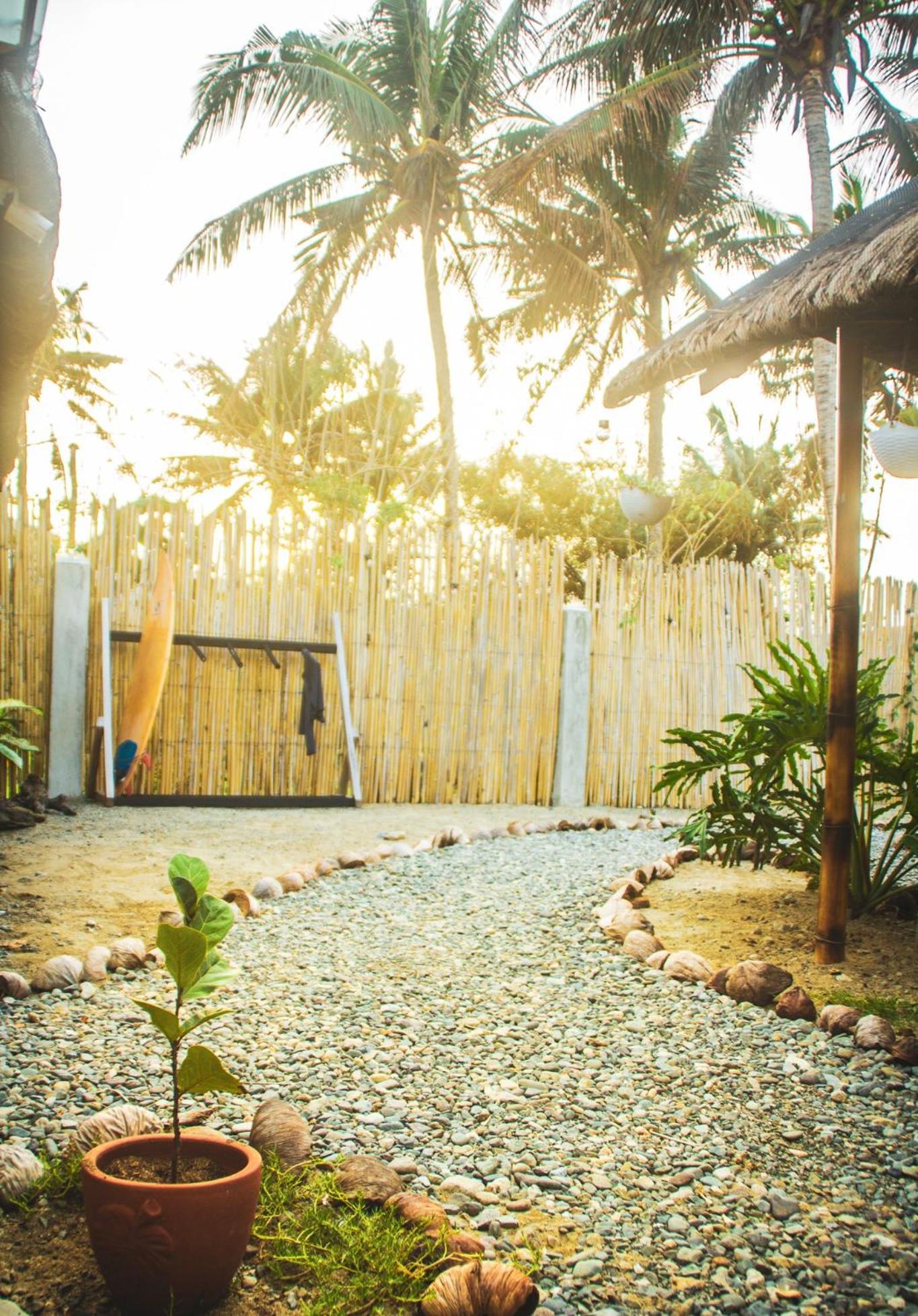 Duon Baler - Seconds from Sabang beach, your peaceful escape
