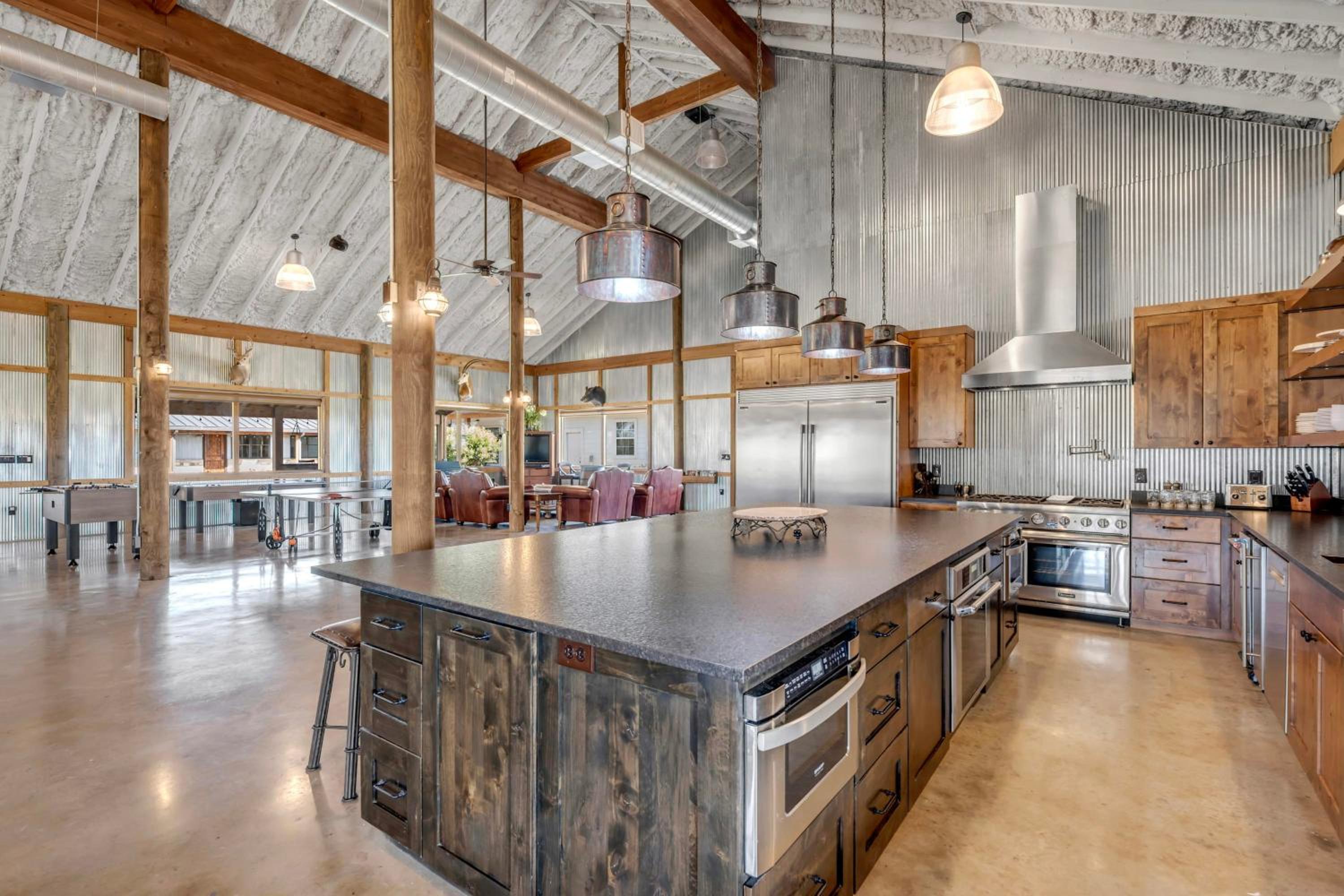 Bent Oak Highland Ranch and Concierge Services - Property Image 47