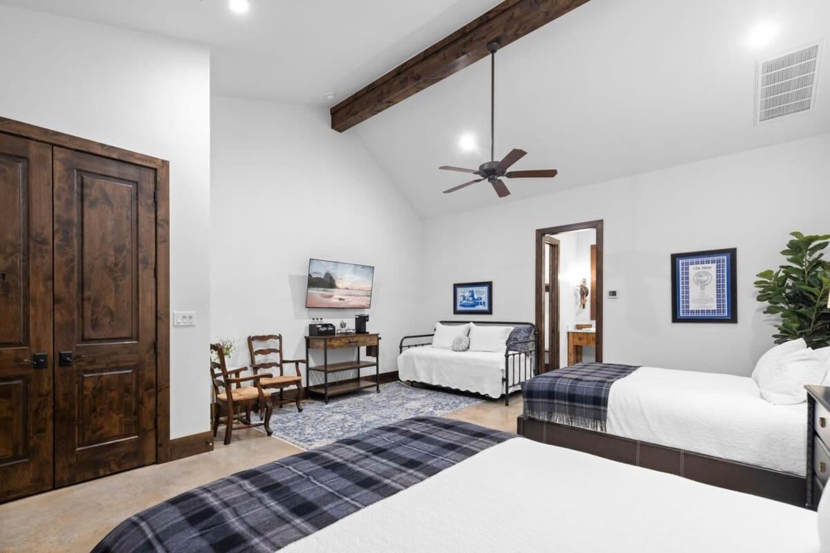 Bent Oak Highland Ranch and Concierge Services - Property Image 50
