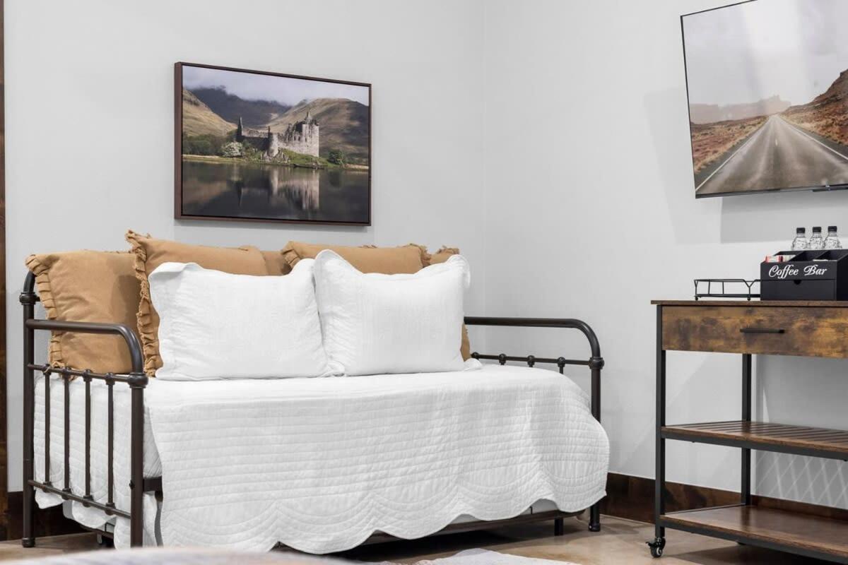 Bent Oak Highland Ranch and Concierge Services - Property Image 2