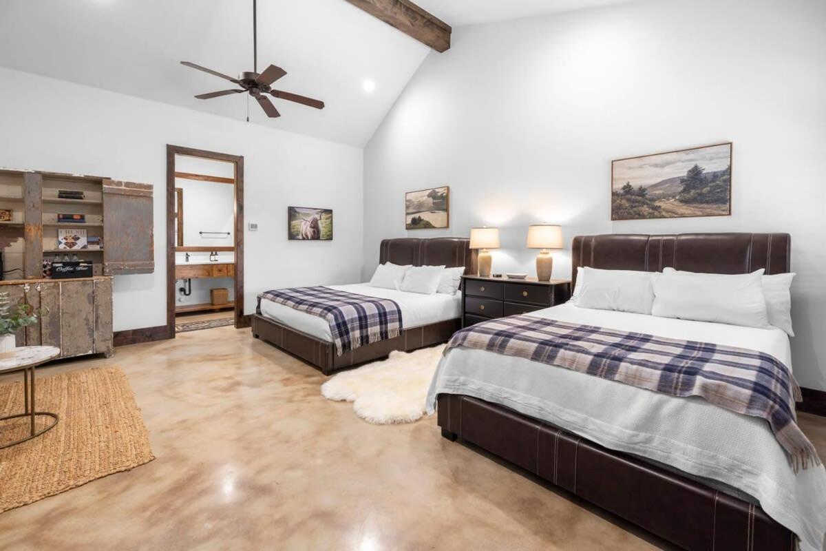 Bent Oak Highland Ranch and Concierge Services - Property Image 4