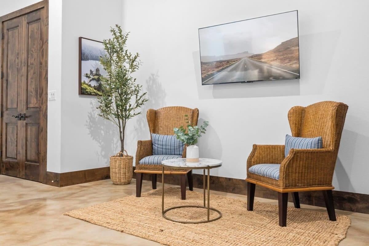 Bent Oak Highland Ranch and Concierge Services - Property Image 7