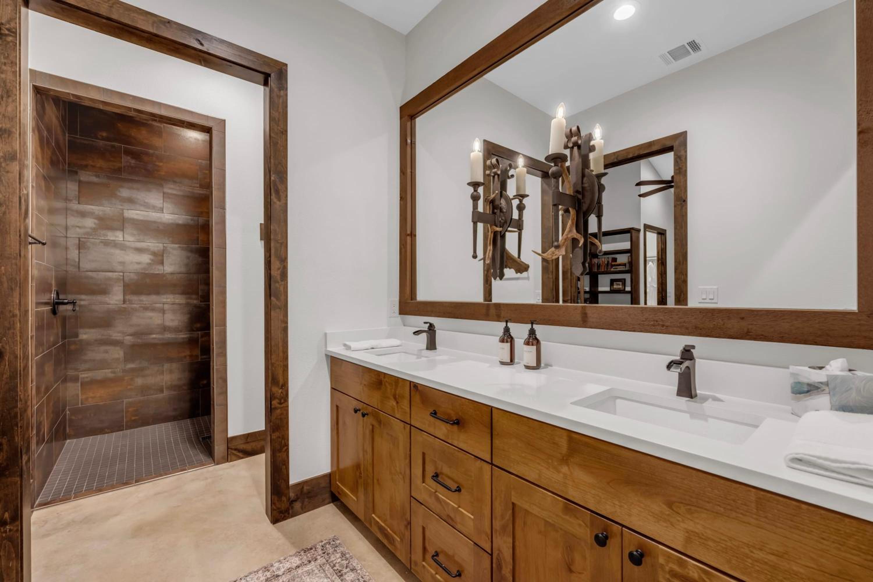 Bent Oak Highland Ranch and Concierge Services - Property Image 16