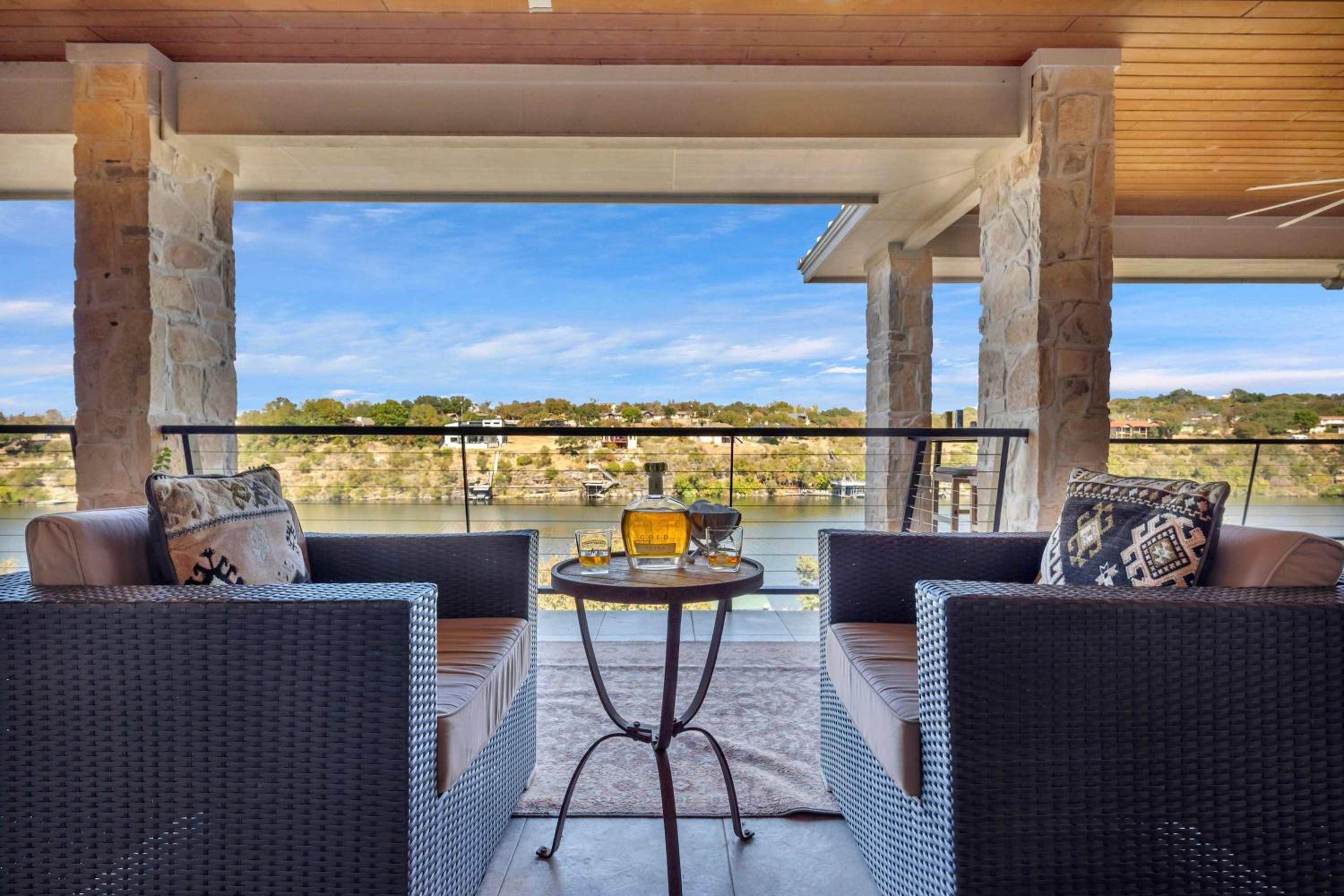 Lake Marble Falls on The Rocks and Concierge Service
