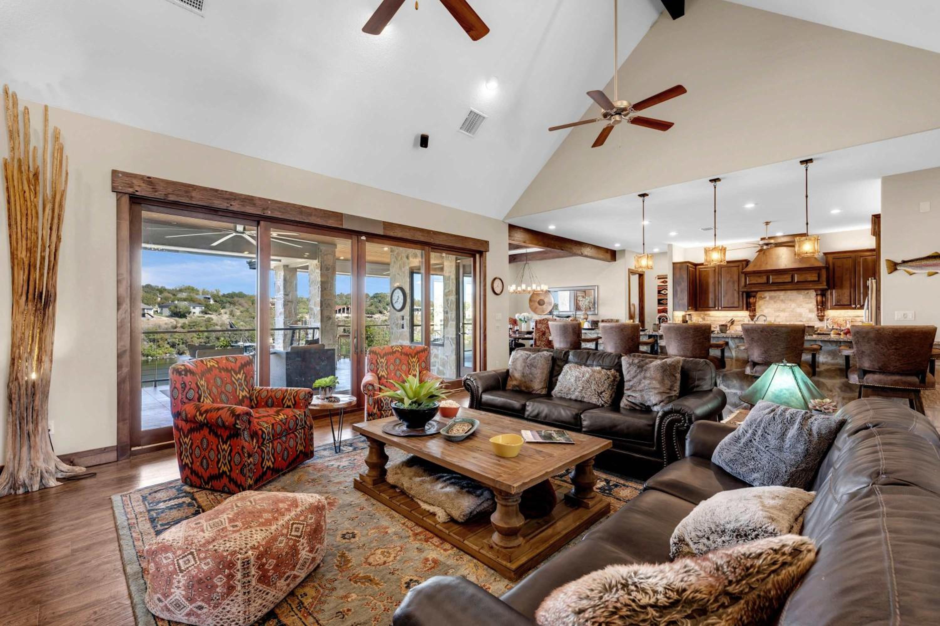 Lake Marble Falls on The Rocks and Concierge Service