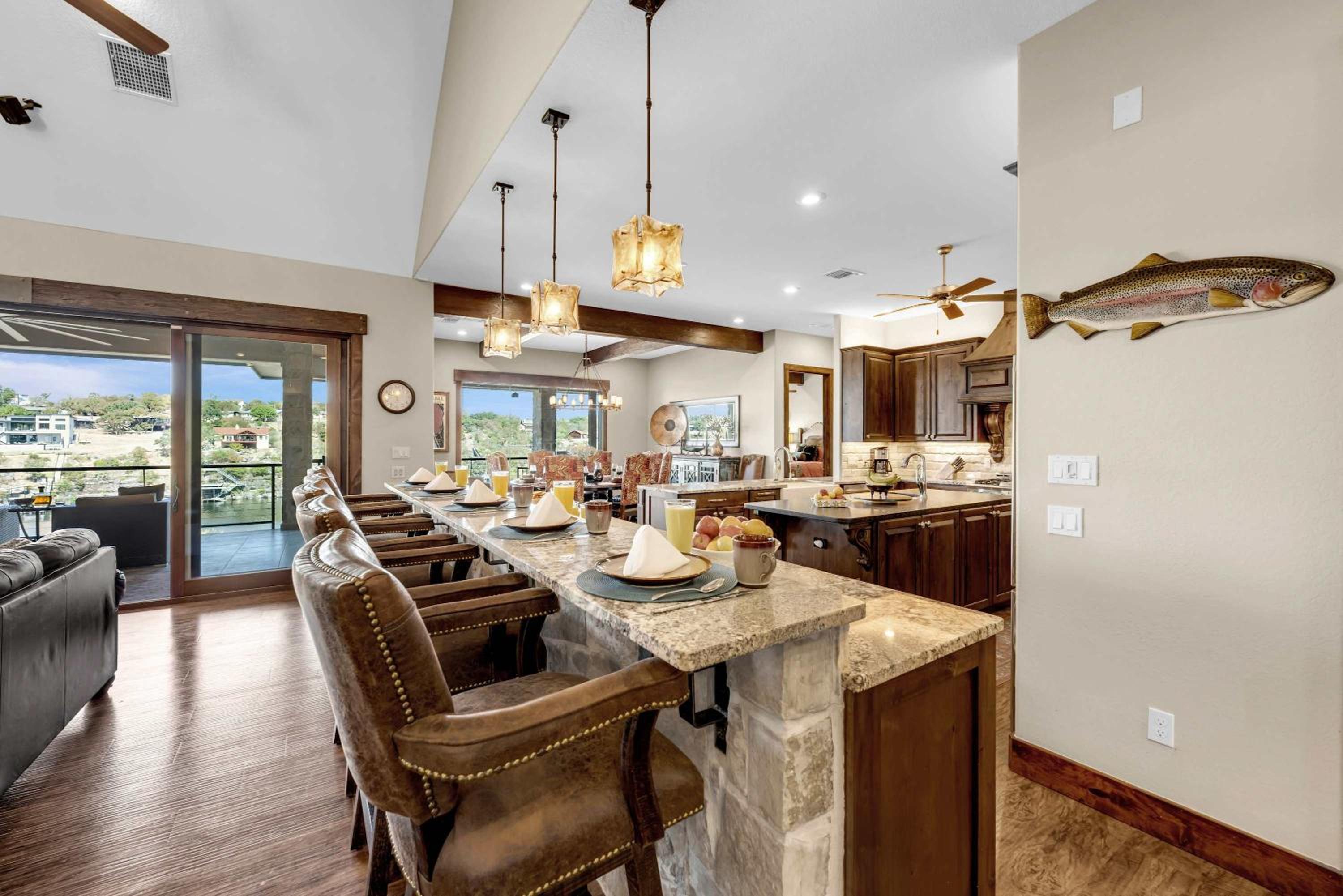 Lake Marble Falls on The Rocks and Concierge Service