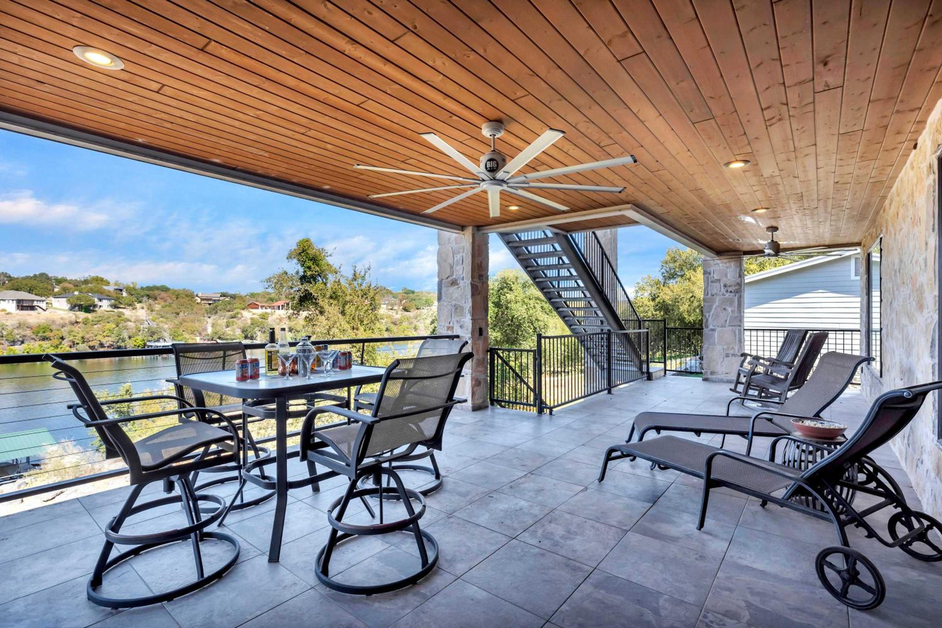 Lake Marble Falls on The Rocks and Concierge Service