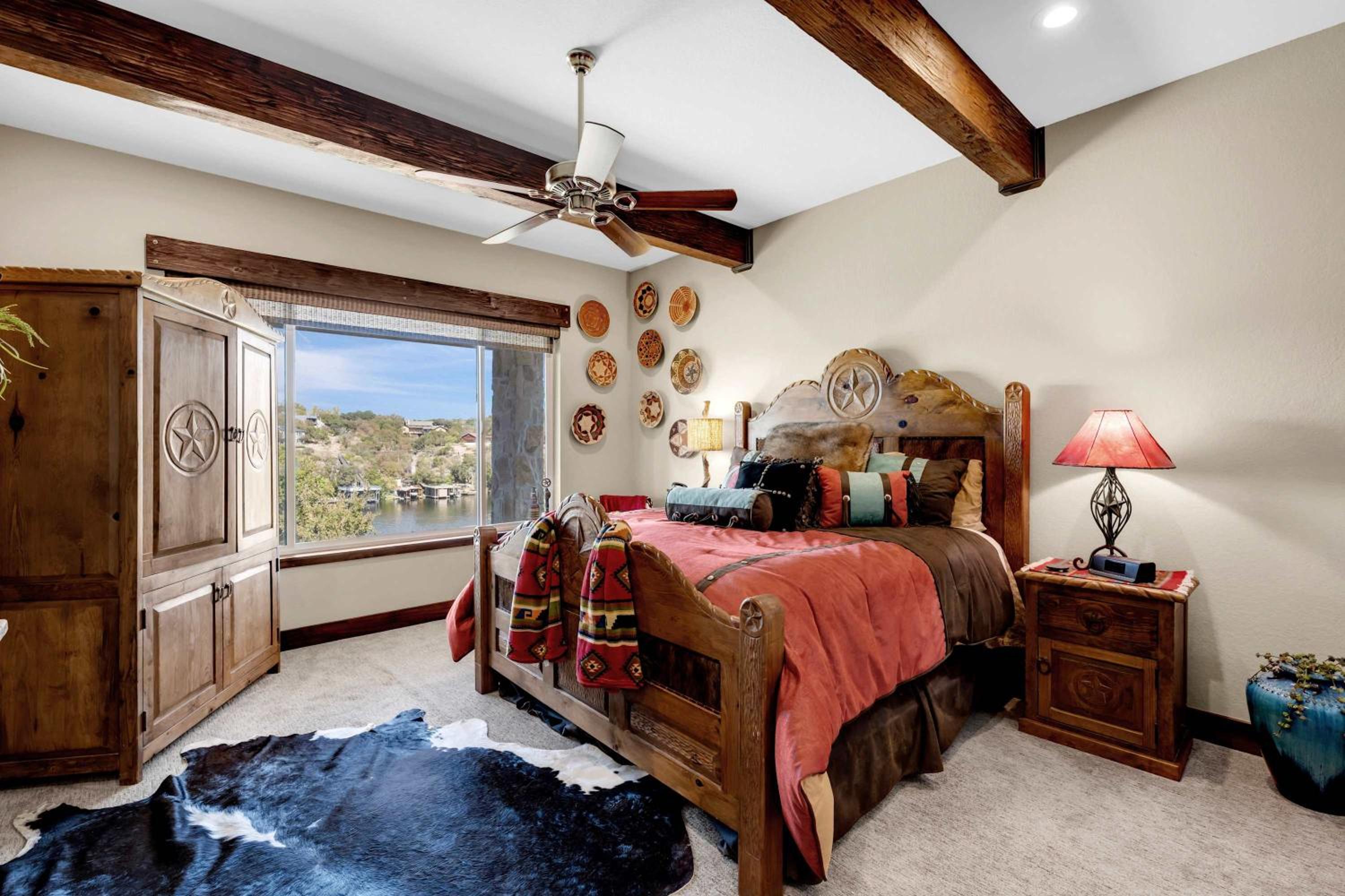 Lake Marble Falls on The Rocks and Concierge Service