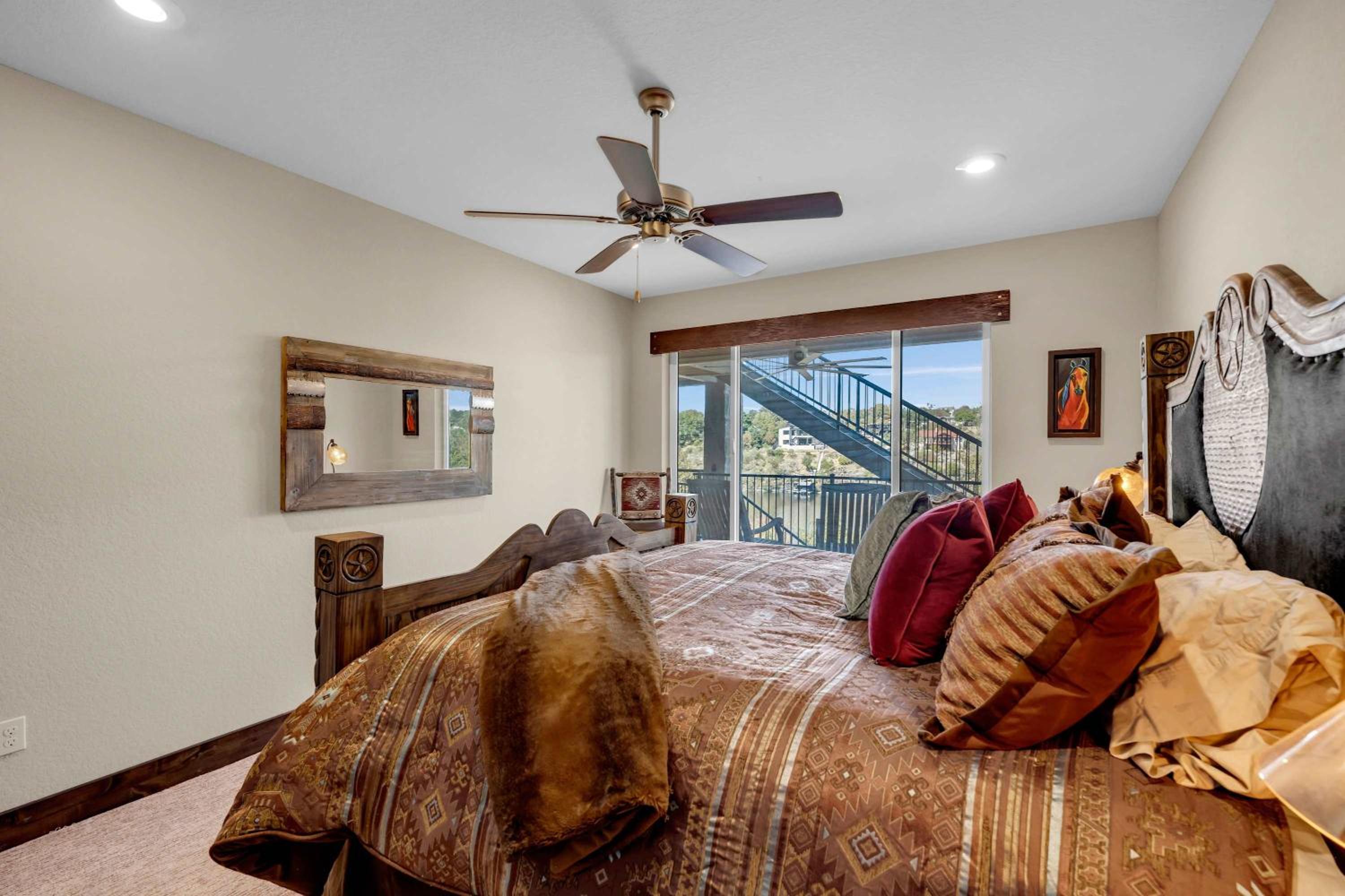 Lake Marble Falls on The Rocks and Concierge Service