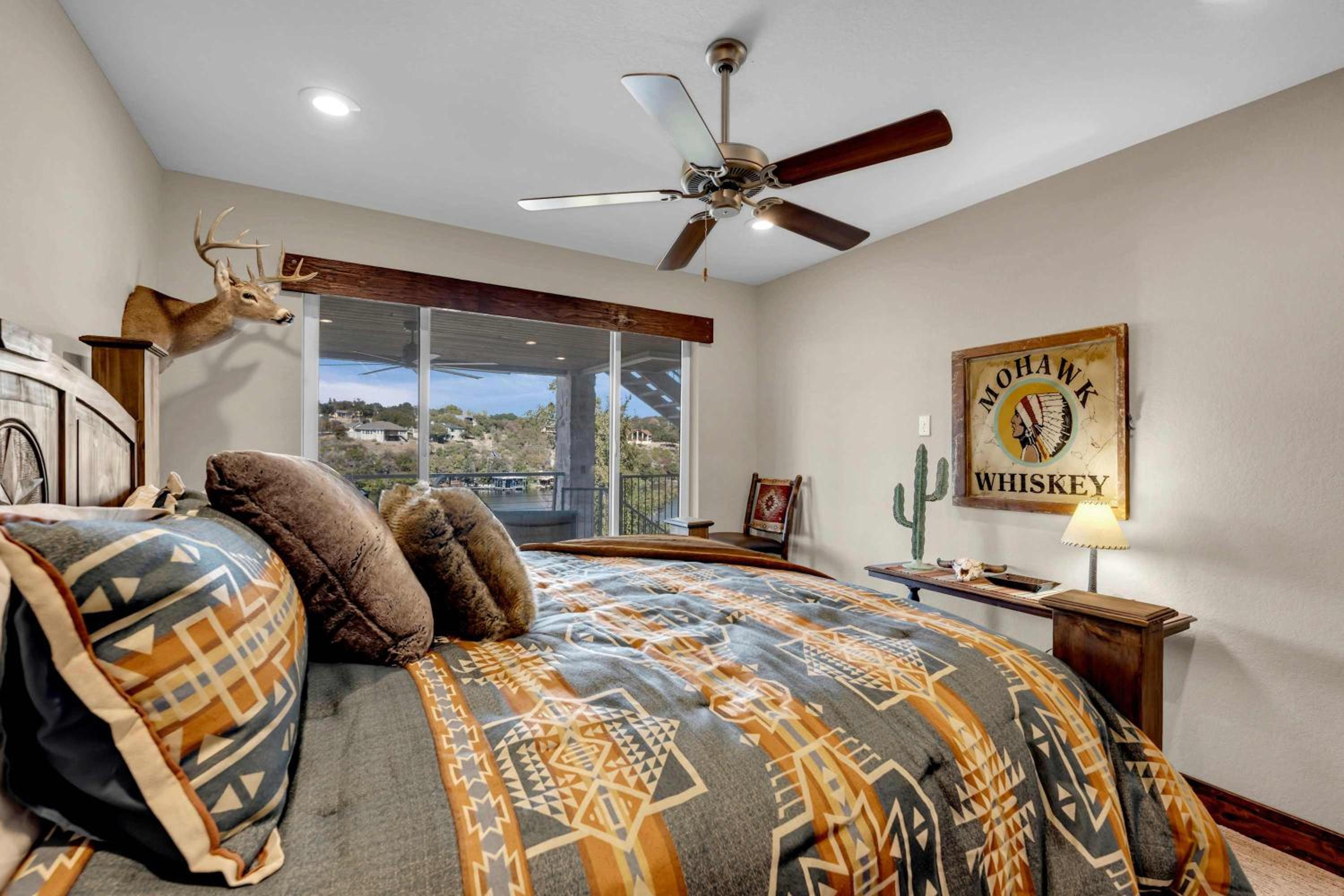 Lake Marble Falls on The Rocks and Concierge Service