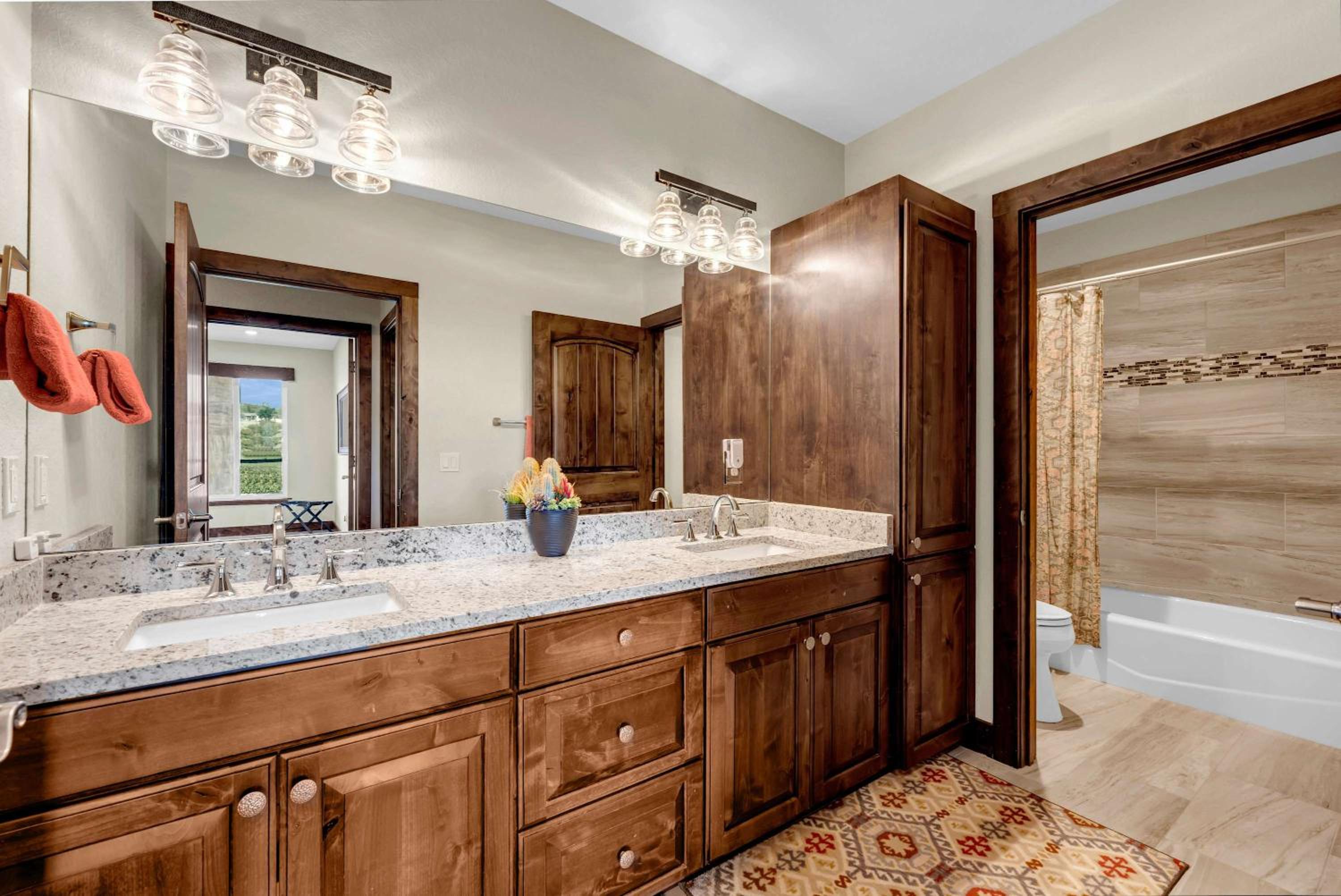 Lake Marble Falls on The Rocks and Concierge Service