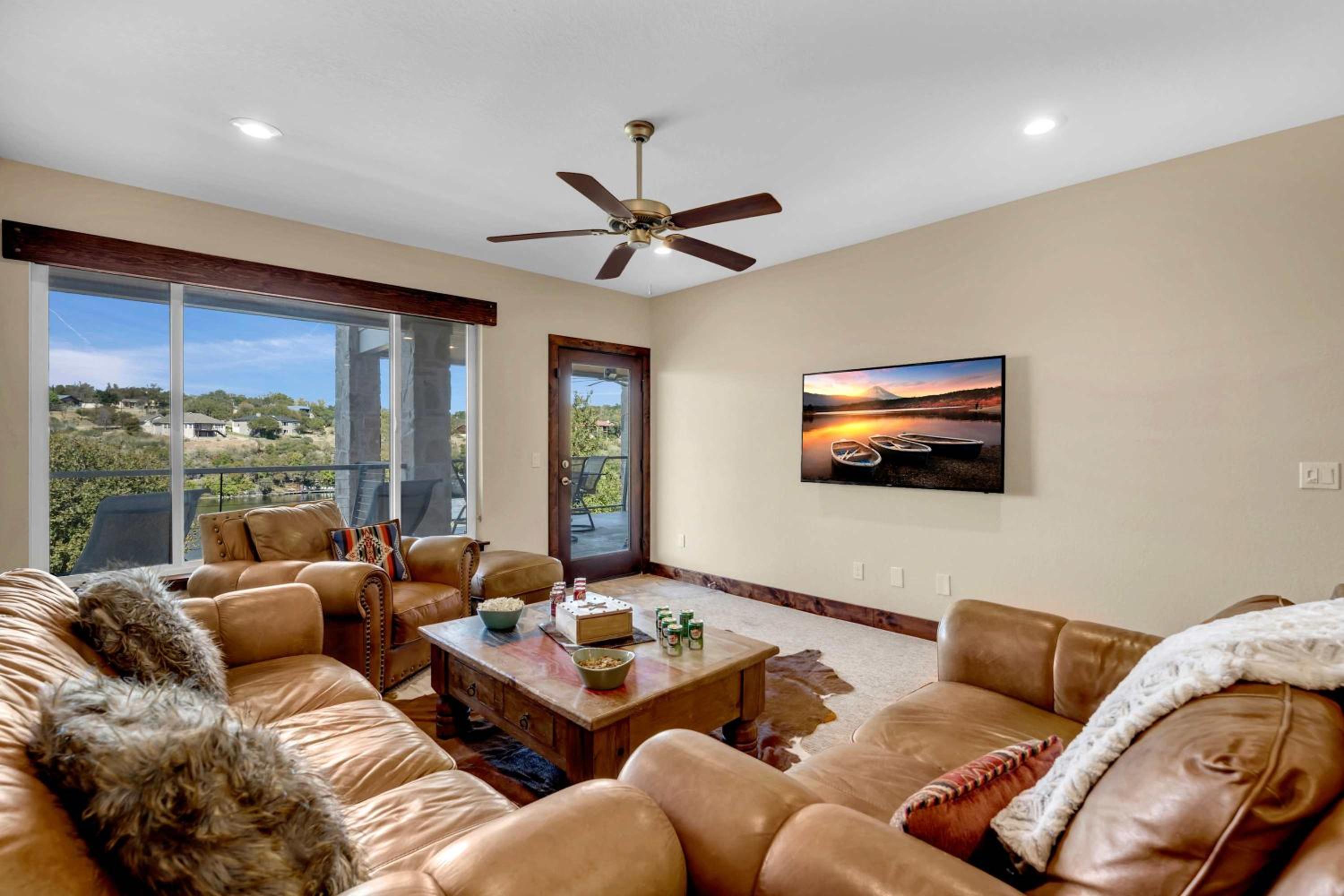 Lake Marble Falls on The Rocks and Concierge Service