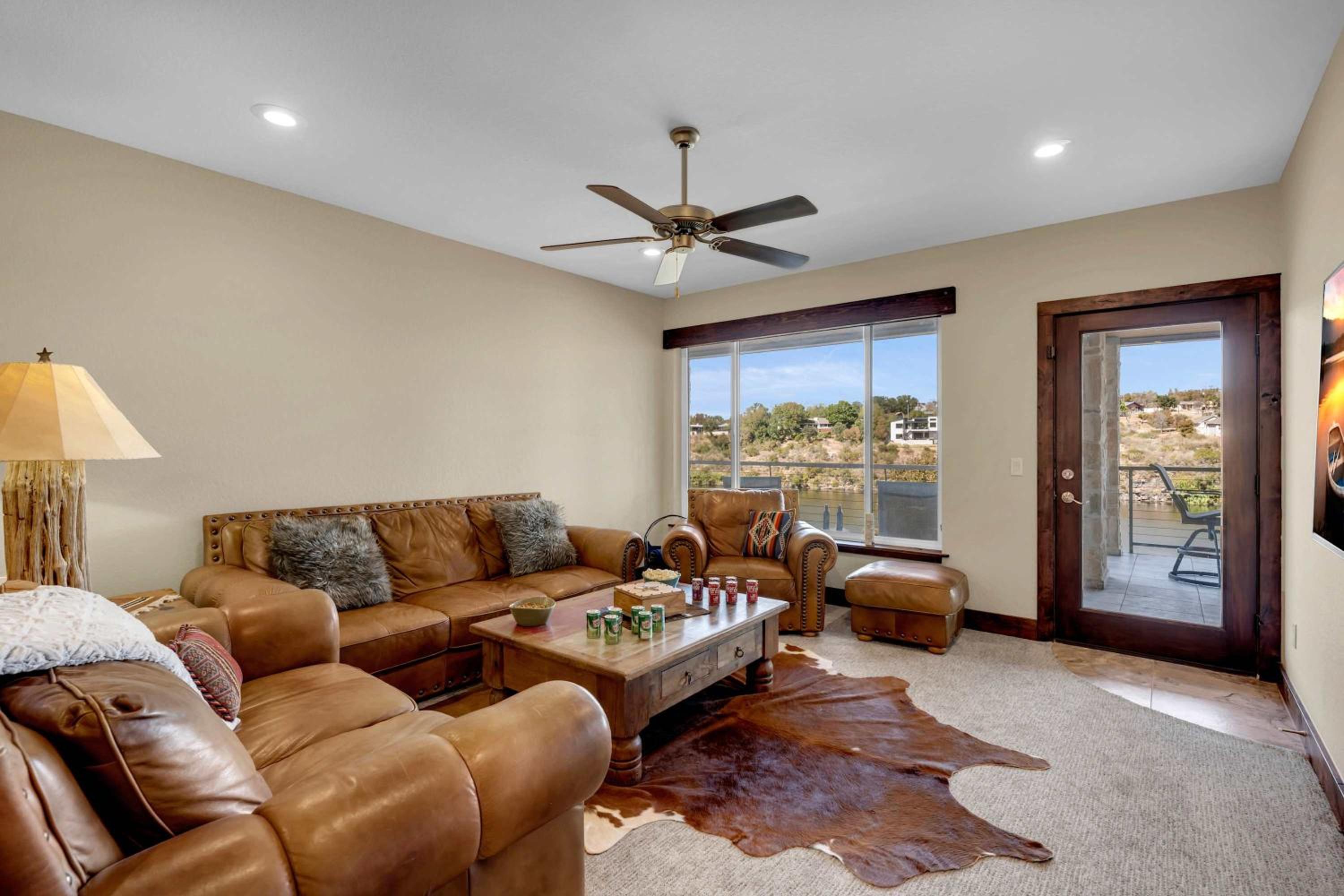 Lake Marble Falls on The Rocks and Concierge Service