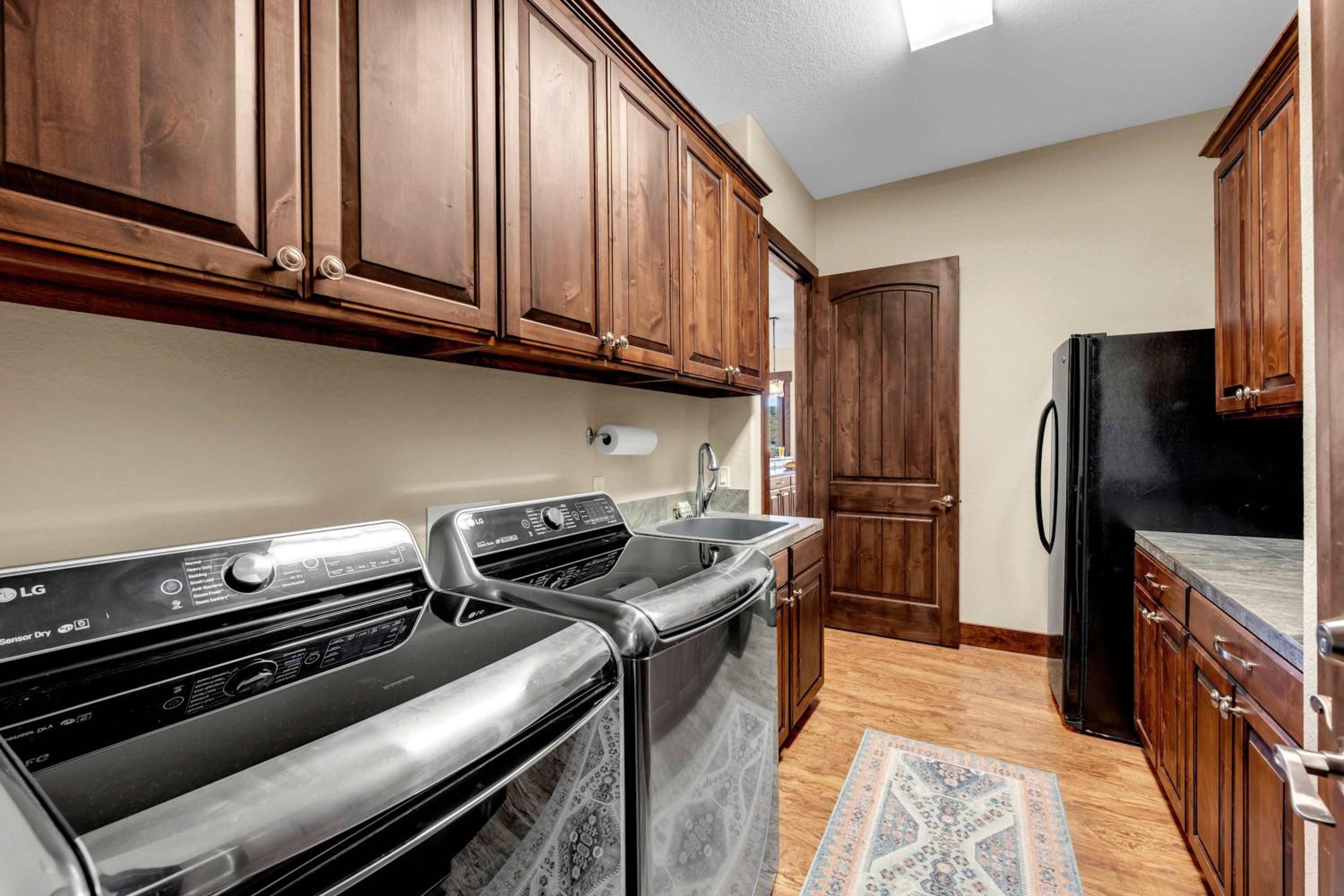 Lake Marble Falls on The Rocks and Concierge Service