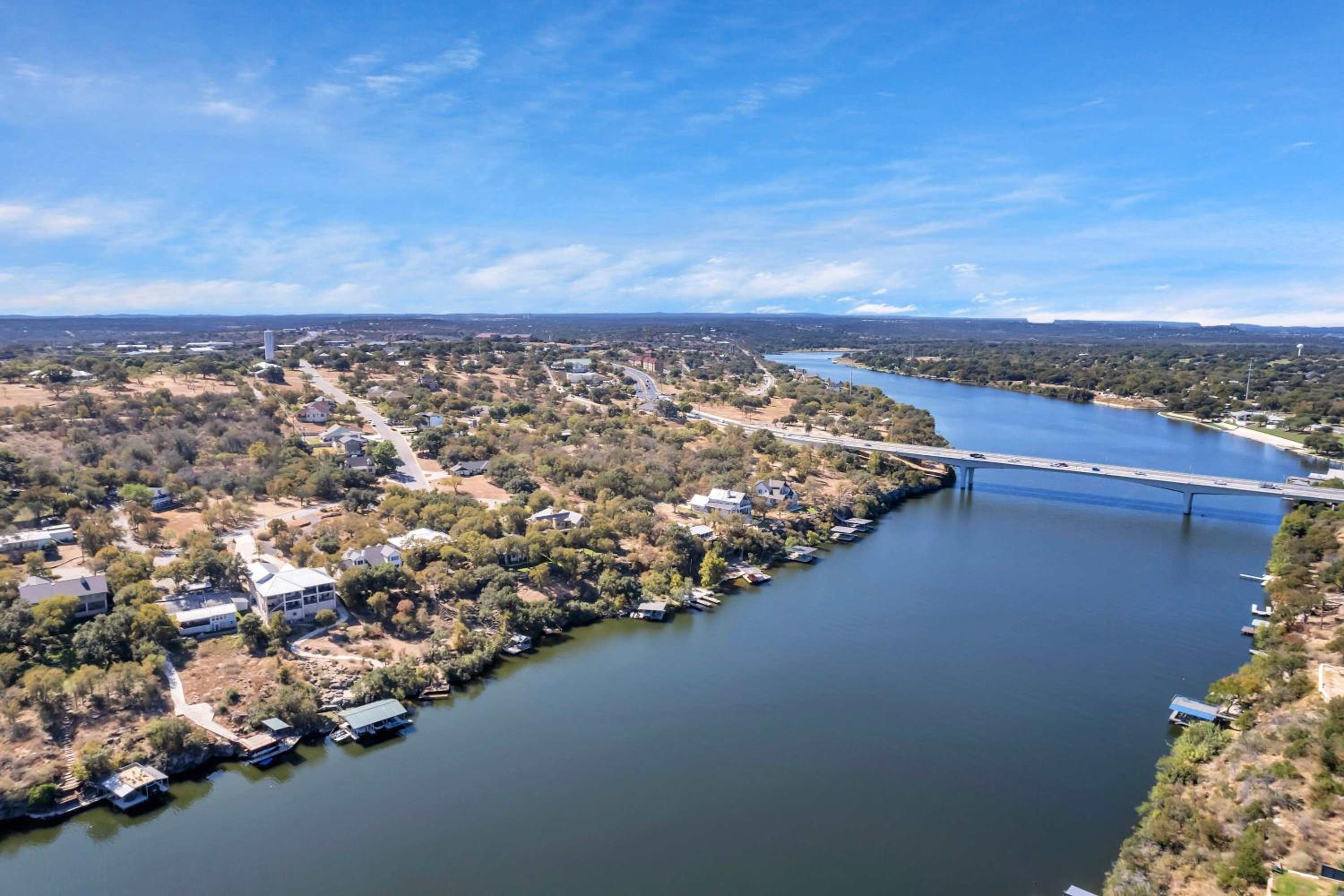 Lake Marble Falls on The Rocks and Concierge Service