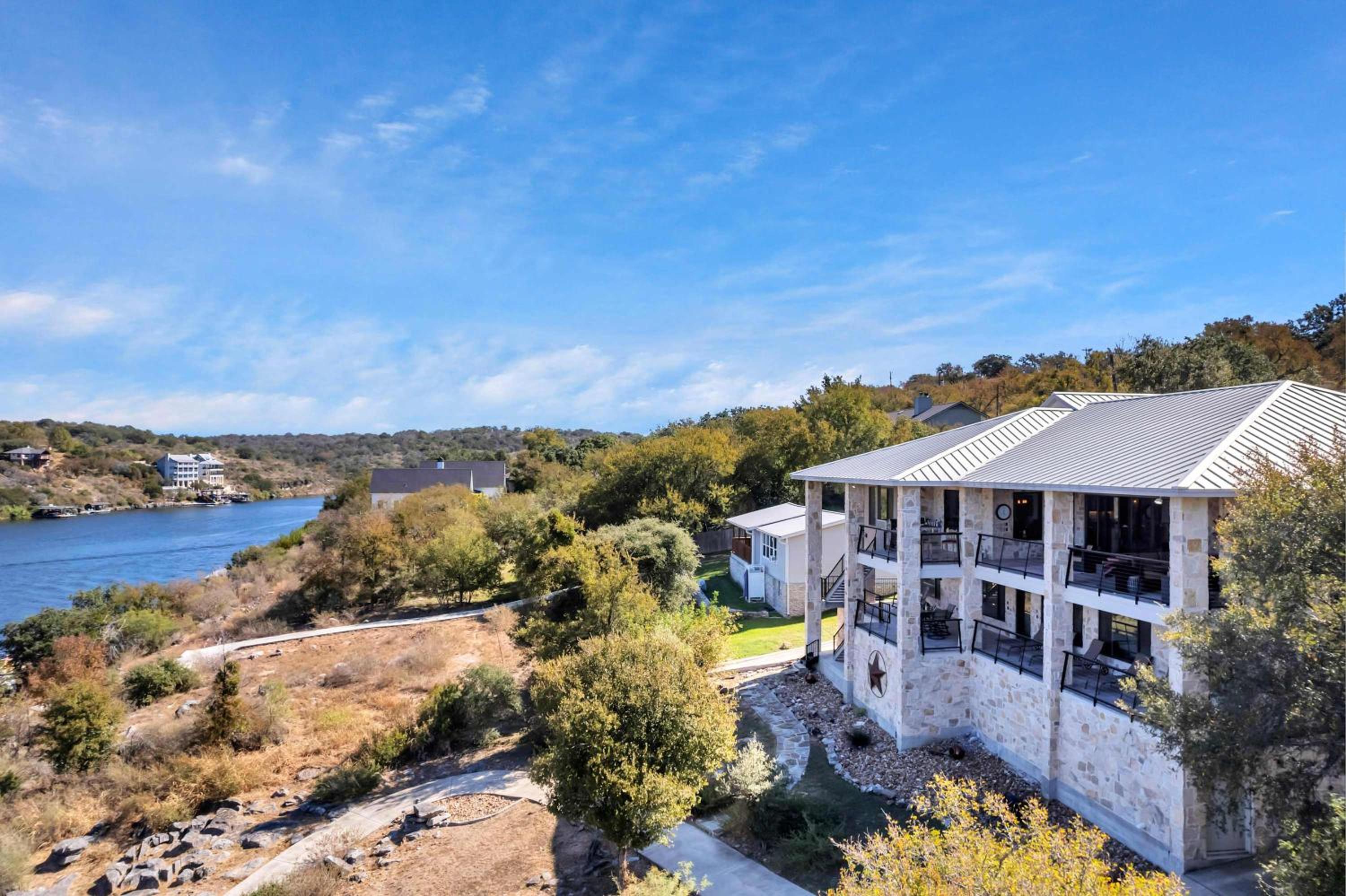 Lake Marble Falls on The Rocks and Concierge Service