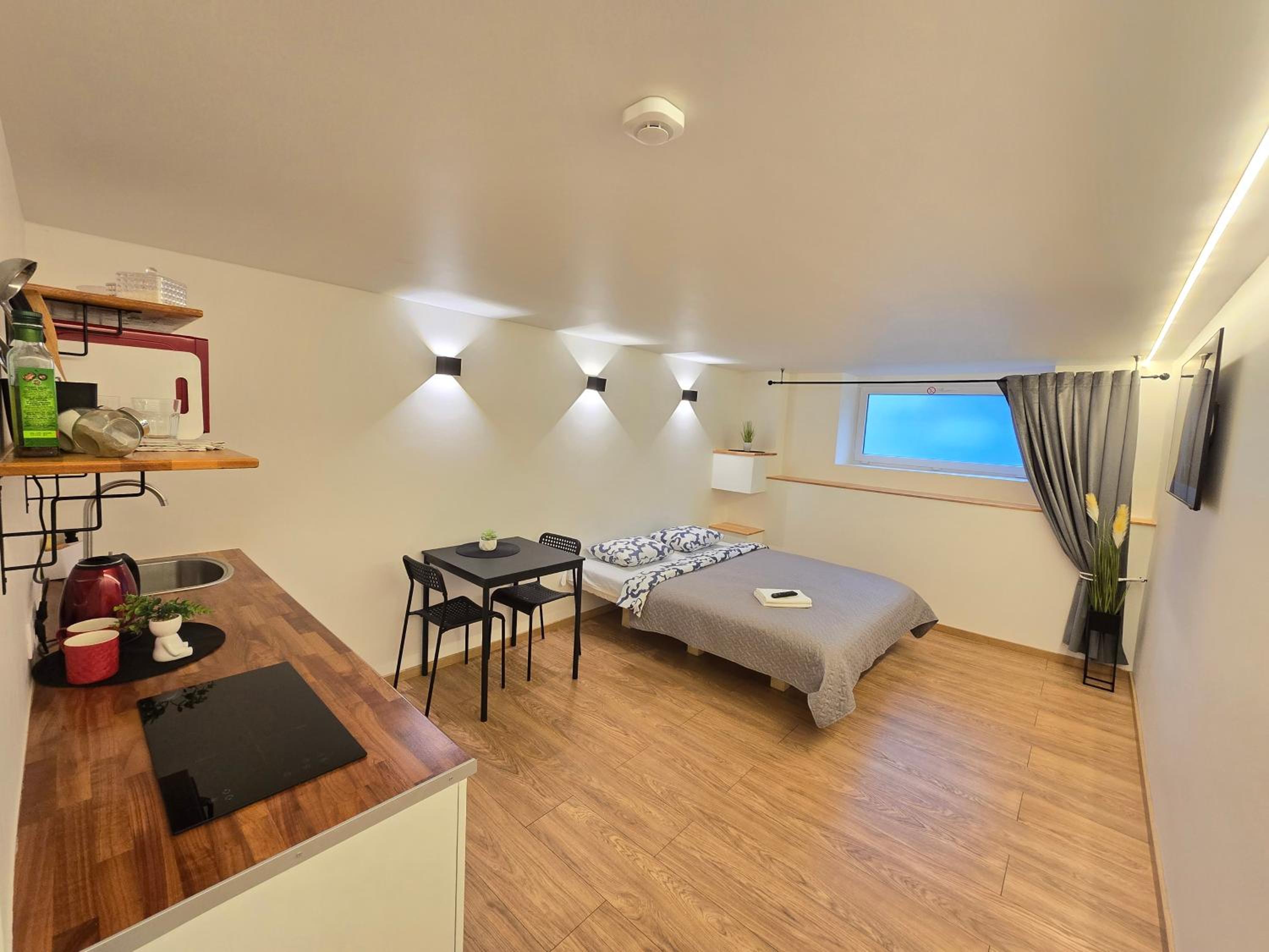 T8 Studio apartment