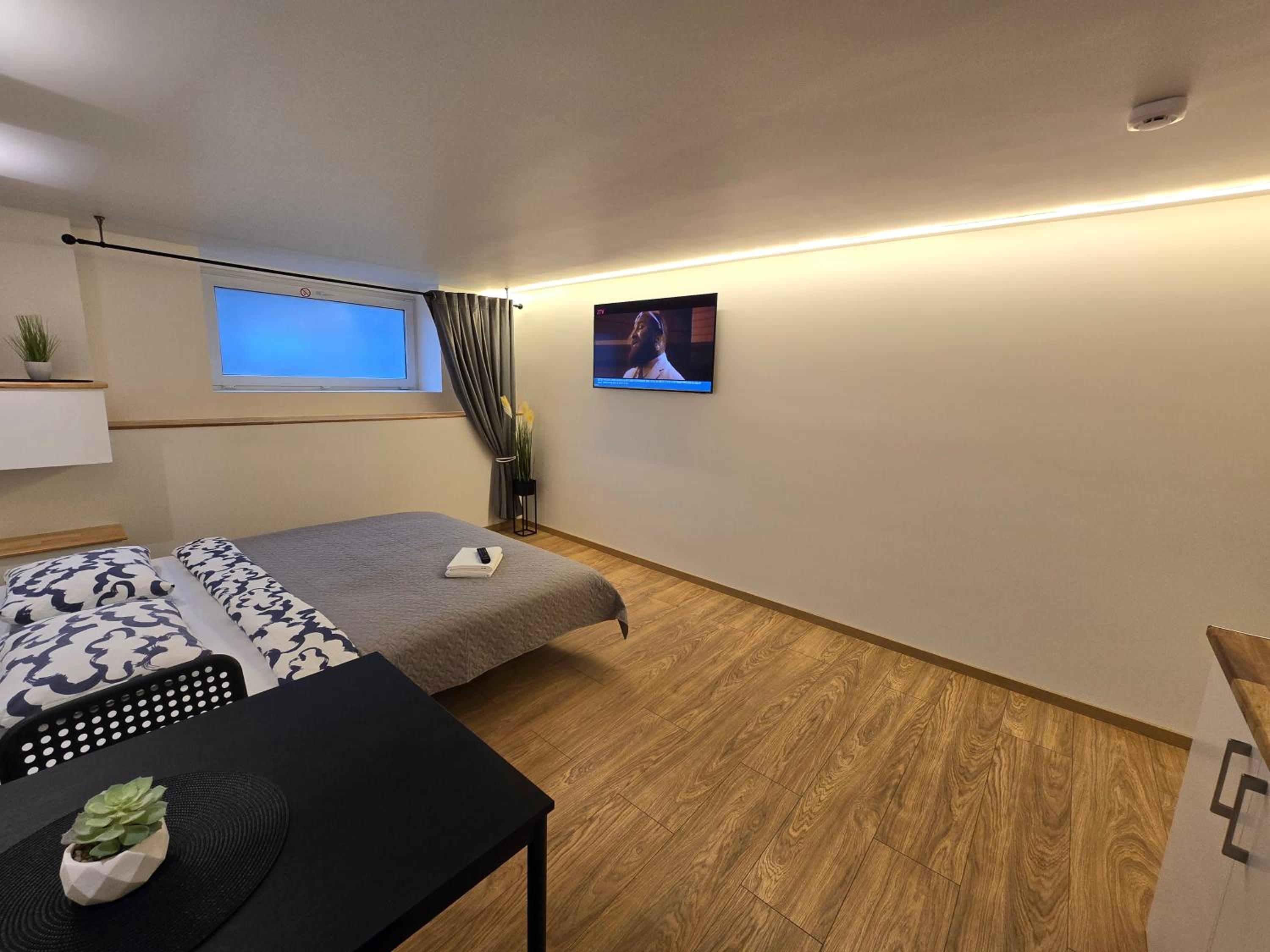 T8 Studio apartment