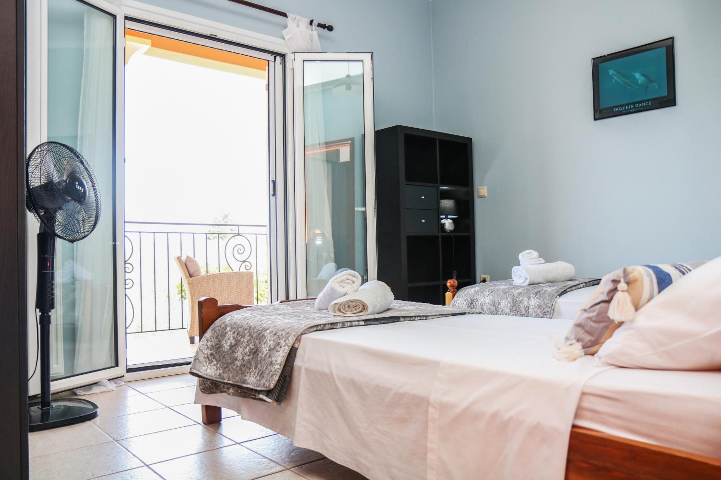 Villa Sunrise apartment view 2
