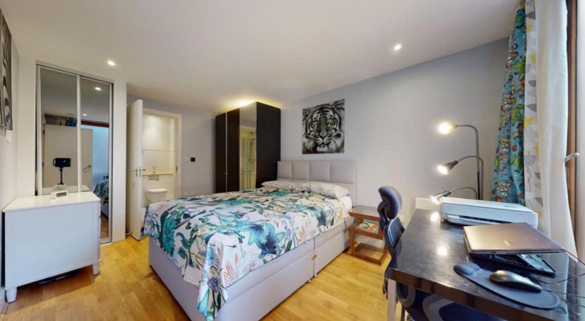 Modern Apartment near Regents Park