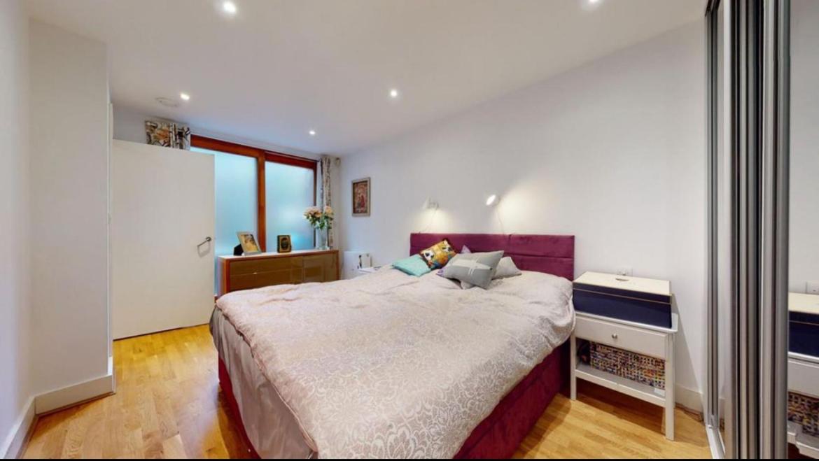 Modern Apartment near Regents Park