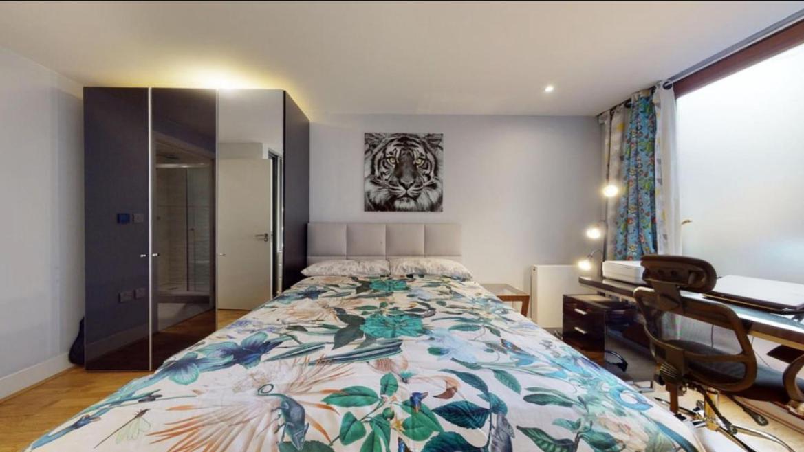 Modern Apartment near Regents Park