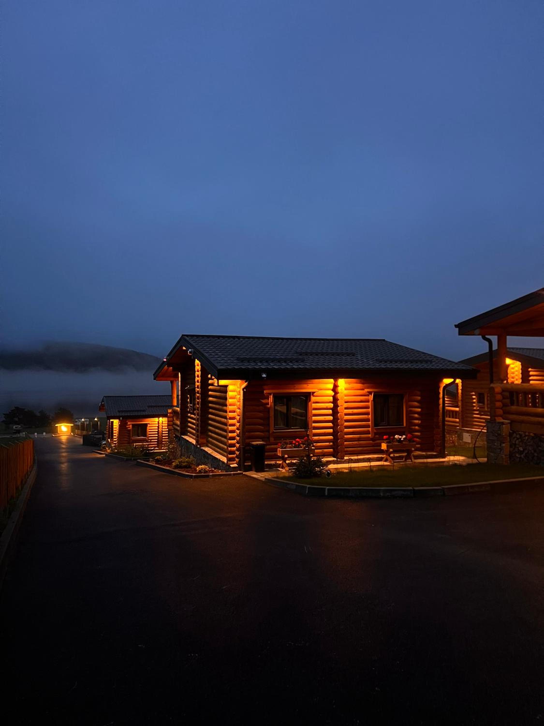 Kare Luxury Chalets