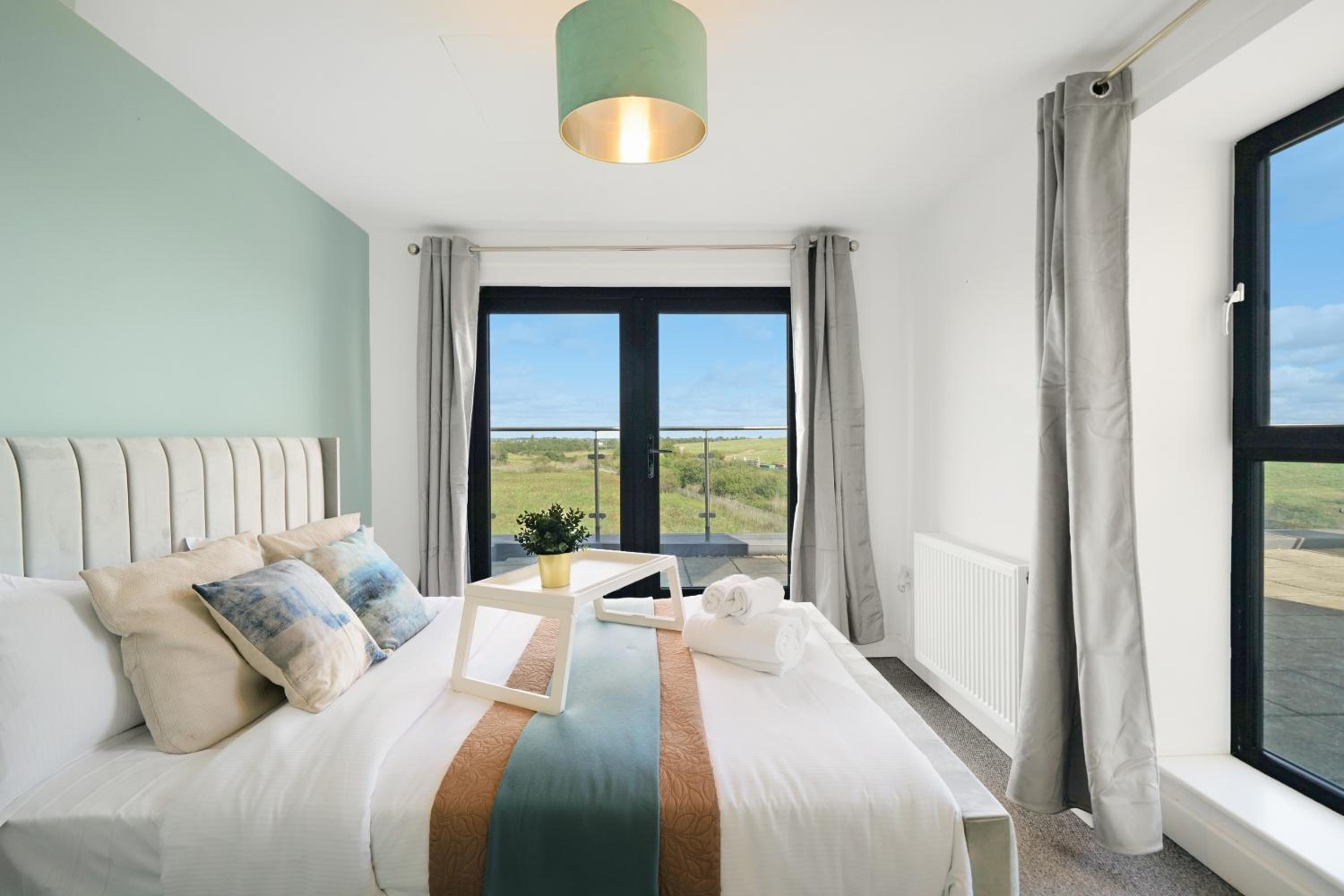 One and Two Bed Apartments Slough near Heathrow