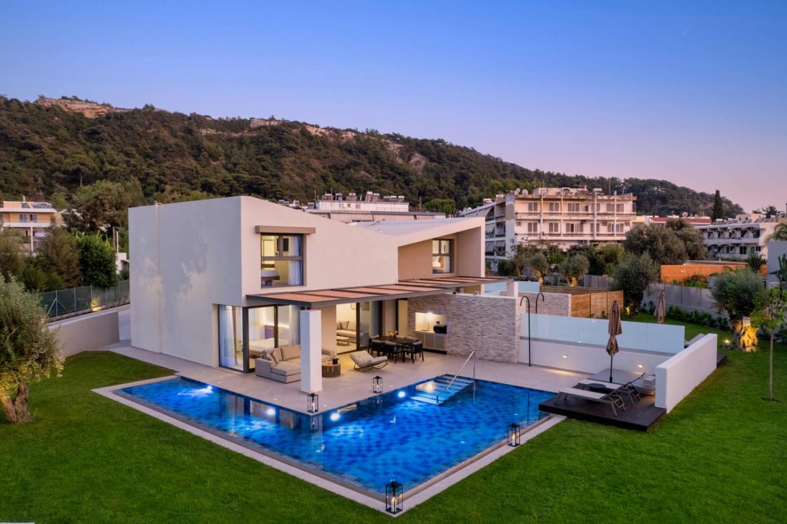 Hotel Alma Luxury Villas - Image 1