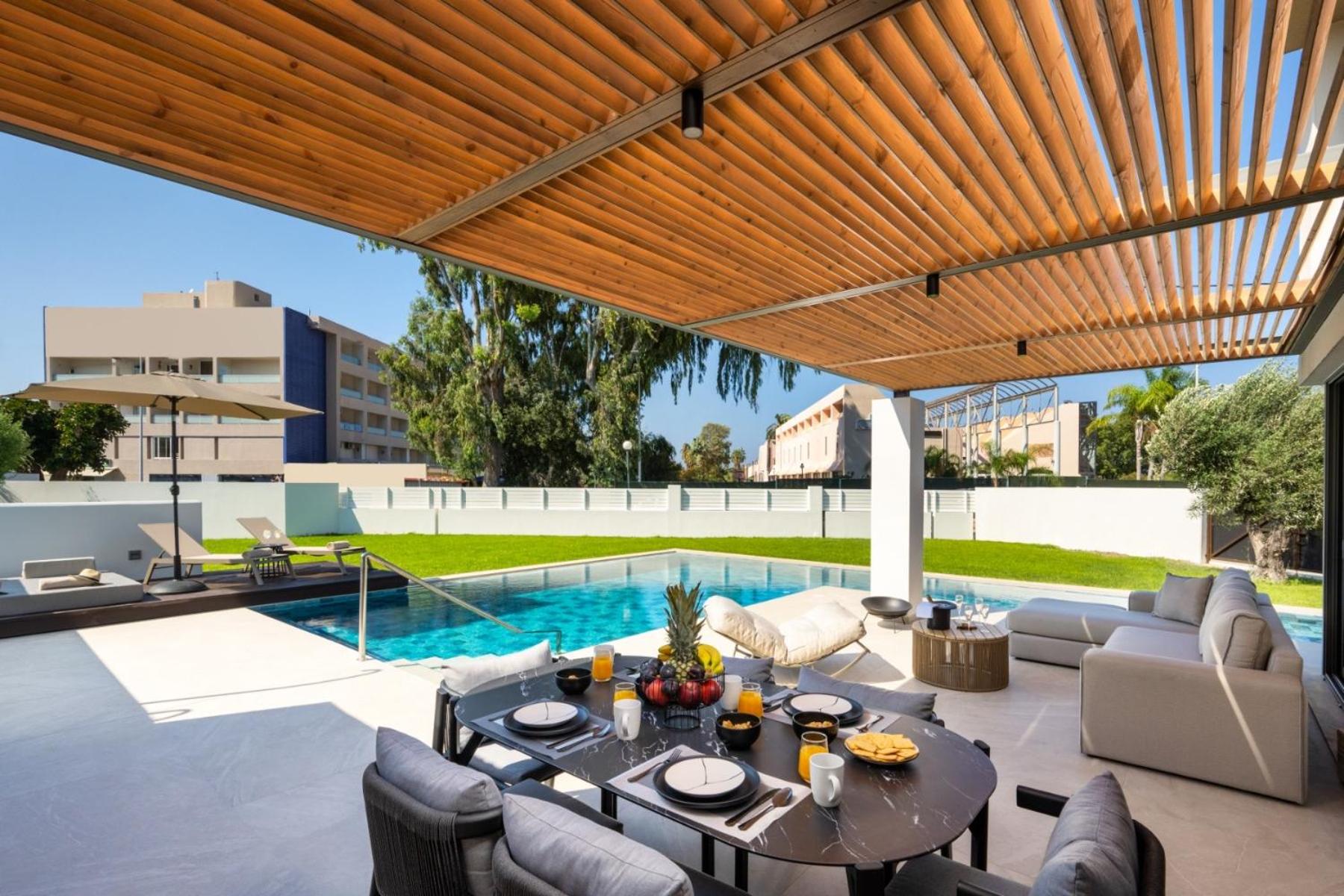 Alma Luxury Villas view 4