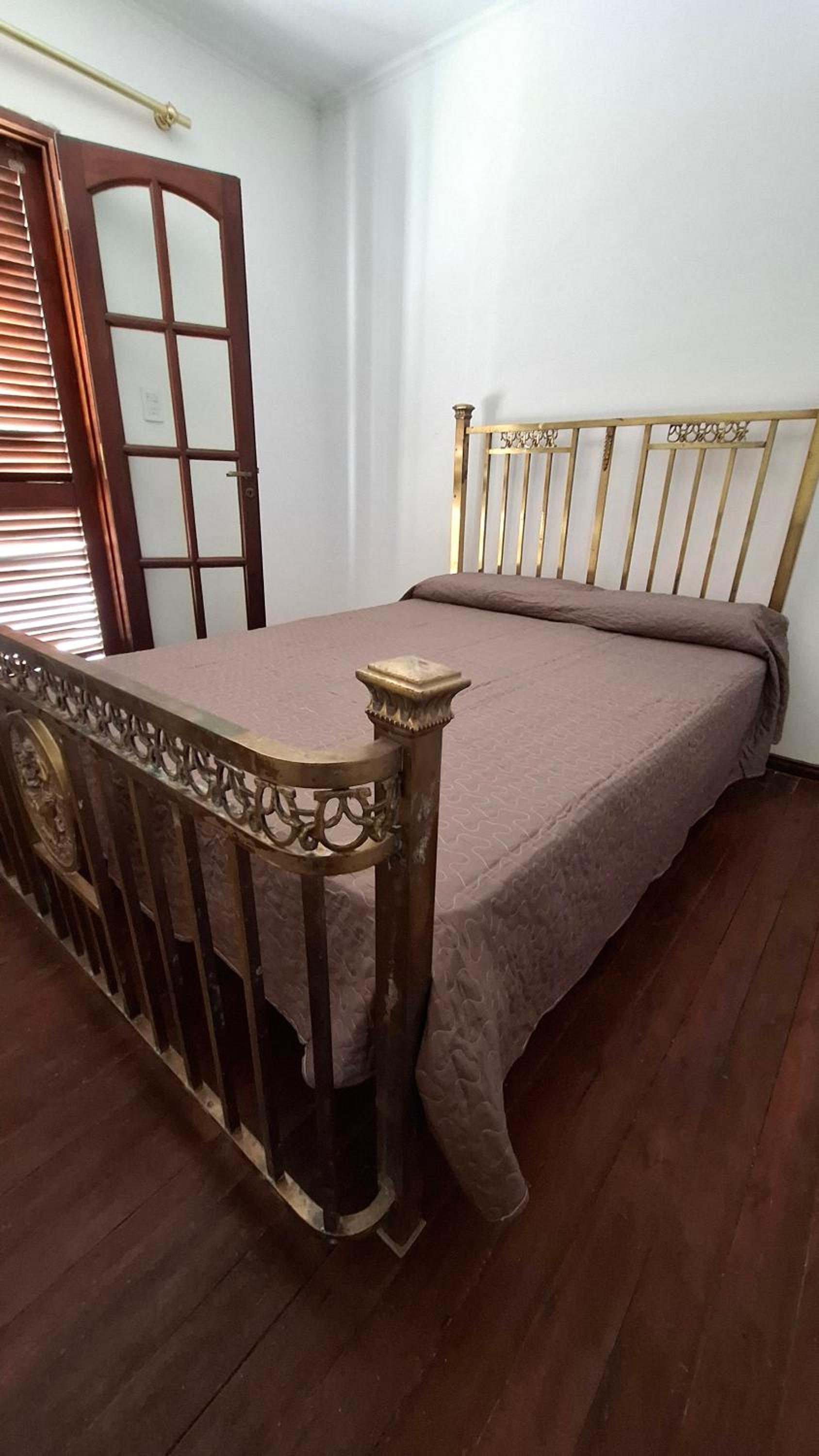 Casa de dos plantas en zona centro San José, Entre Ríos