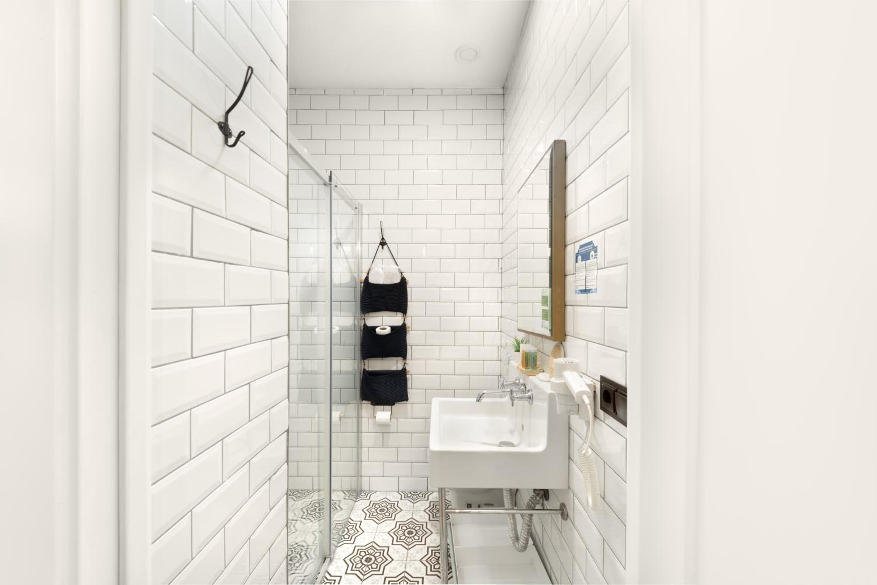 Sanatlar Oteli Galata - Image 181