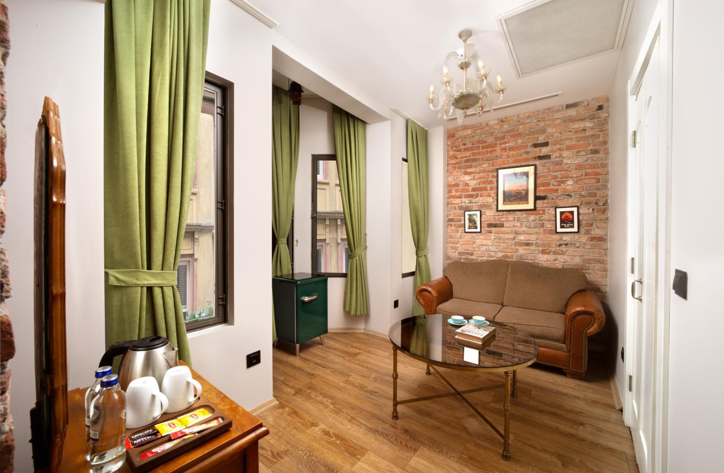 Sanatlar Oteli Galata - Image 208