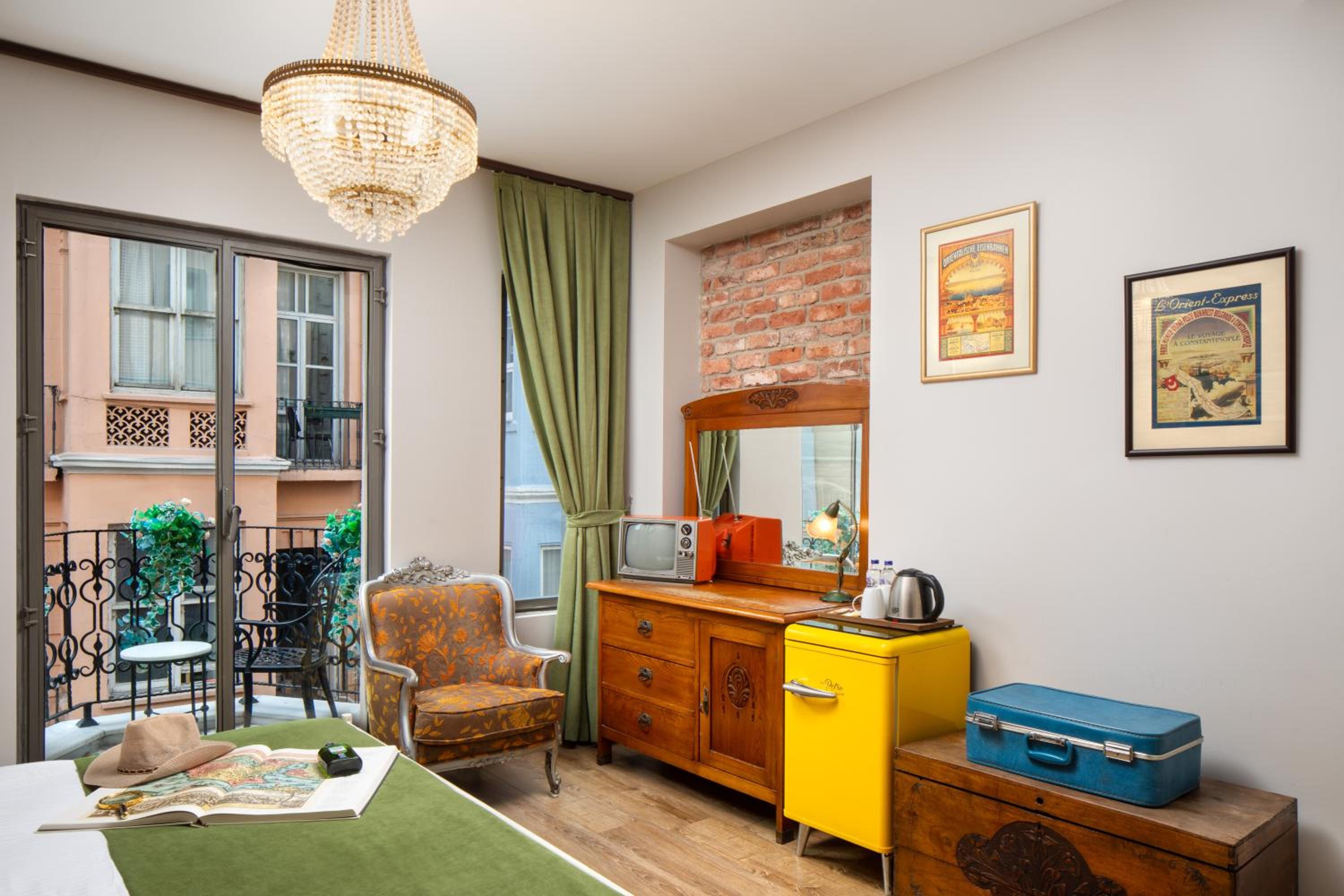 Sanatlar Oteli Galata - Image 193