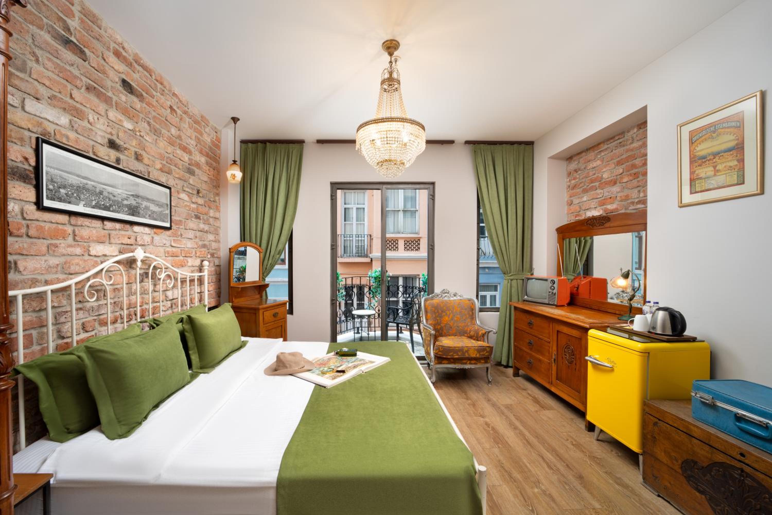 Sanatlar Oteli Galata - Image 33