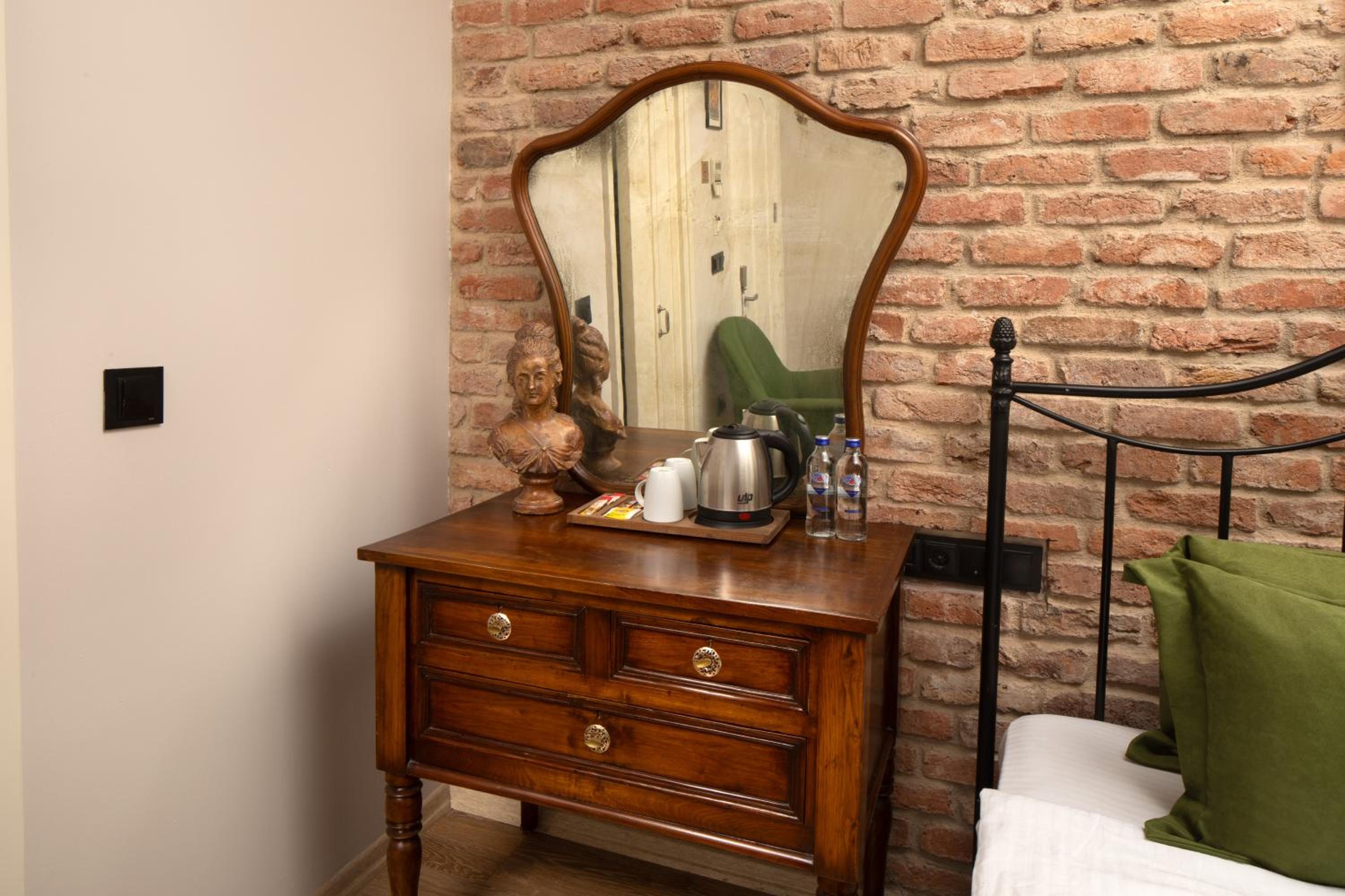 Sanatlar Oteli Galata - Image 158