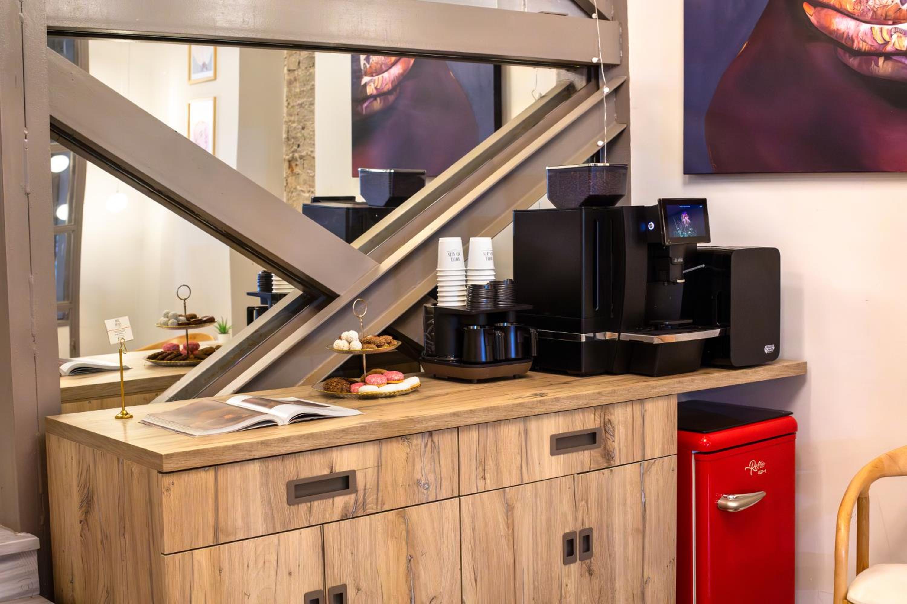 Sanatlar Oteli Galata - Image 172