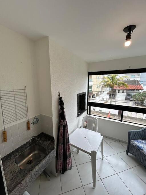 Apartamento aconchegante Bombas!