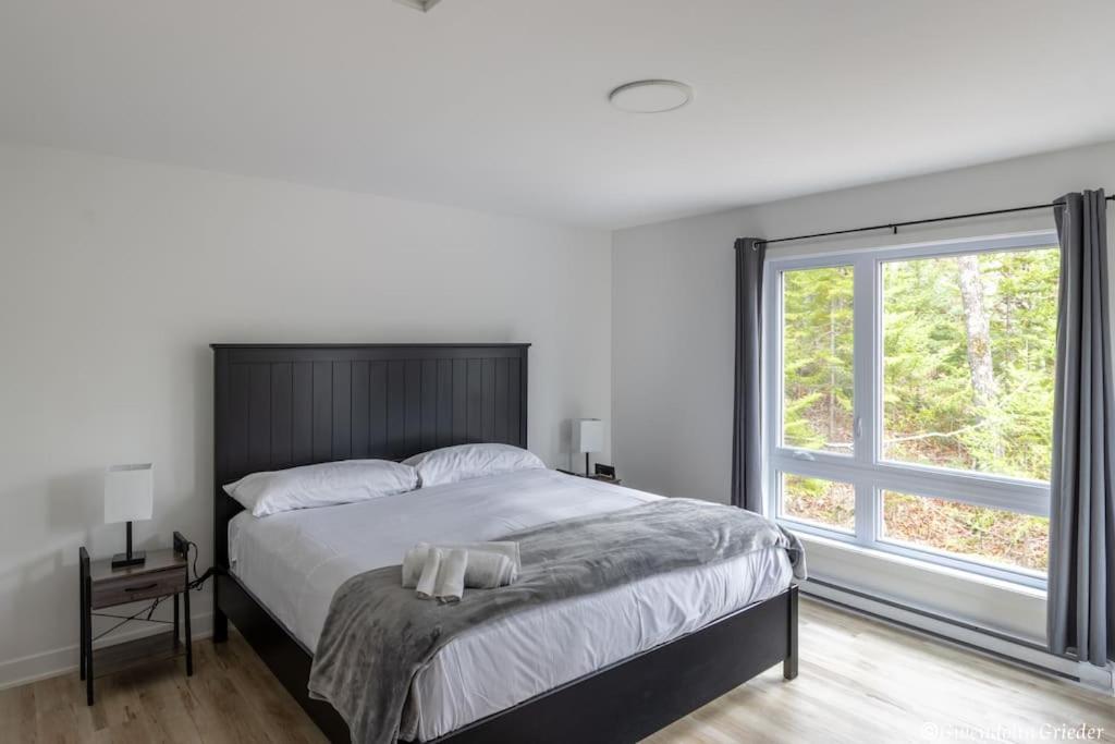 Private Spa, Hiking, Skiing, D-Tente, St-côme
